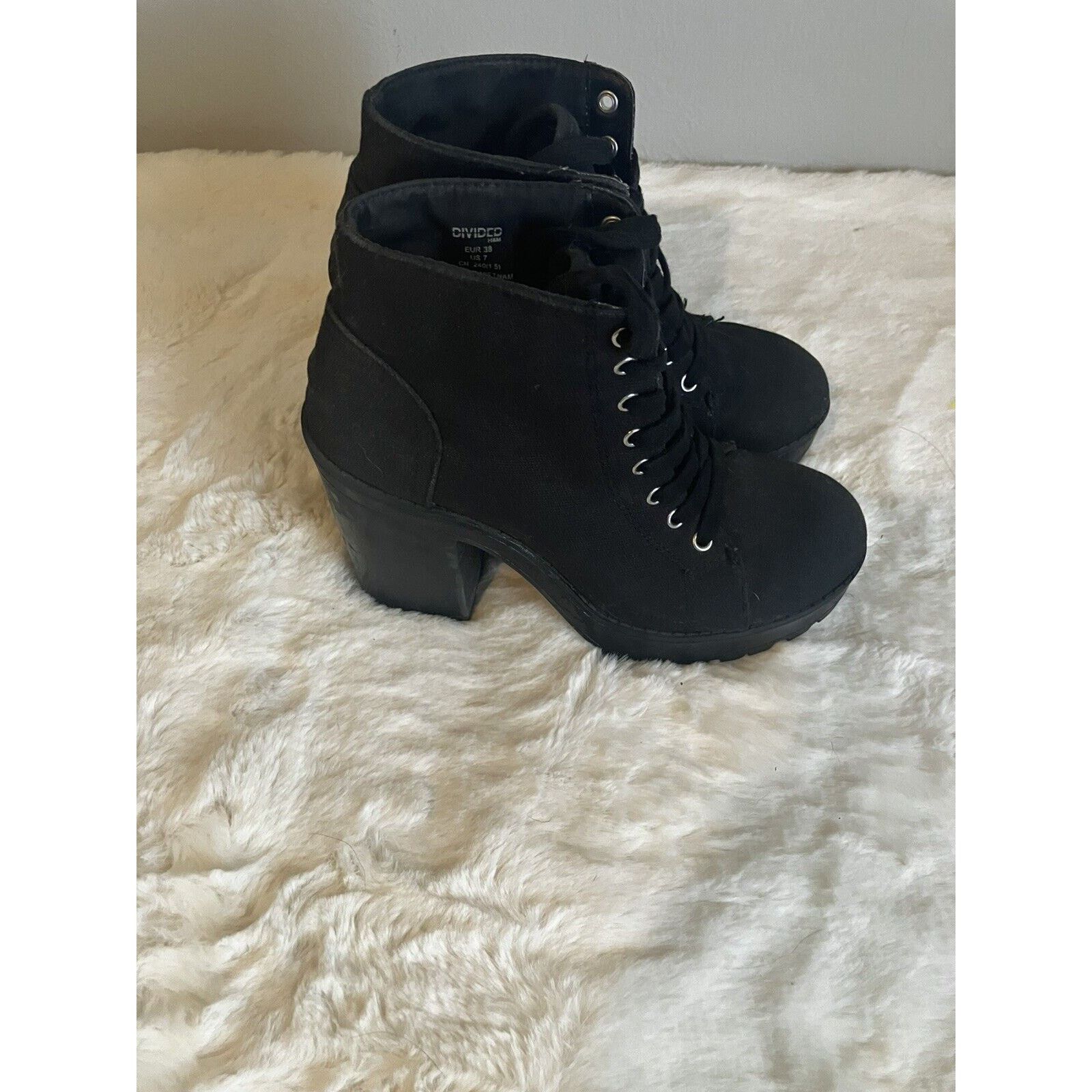 Divided DIVIDED H&M Women's Black Chunky Heel Ankle Booties Sz 7 Size US 7 / IT 37 - 5 Thumbnail