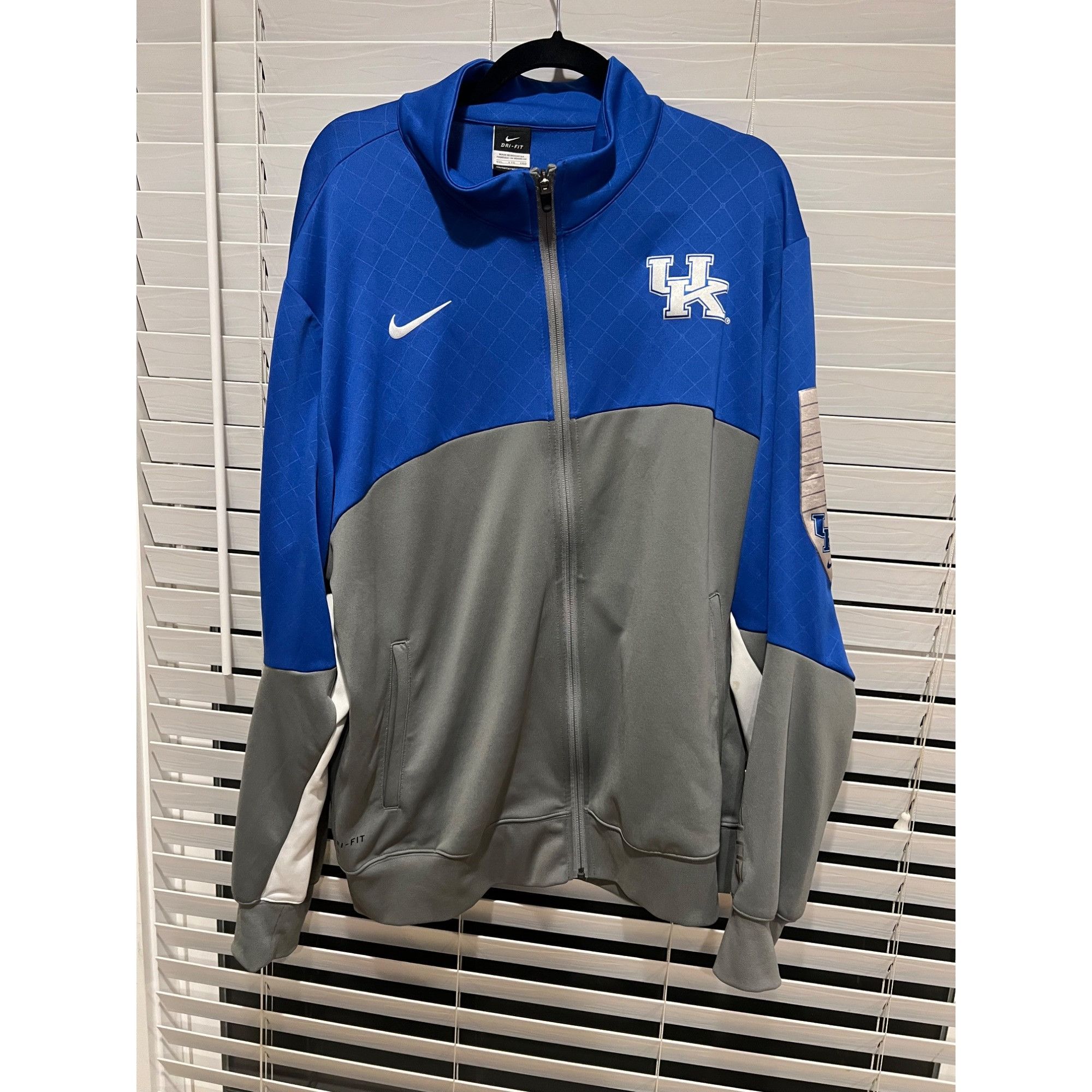 Nike Rare Nike Elite Kentucky Wildcats Jacket - Size XXL Size US XXL / EU 58 / 5 - 1 Thumbnail