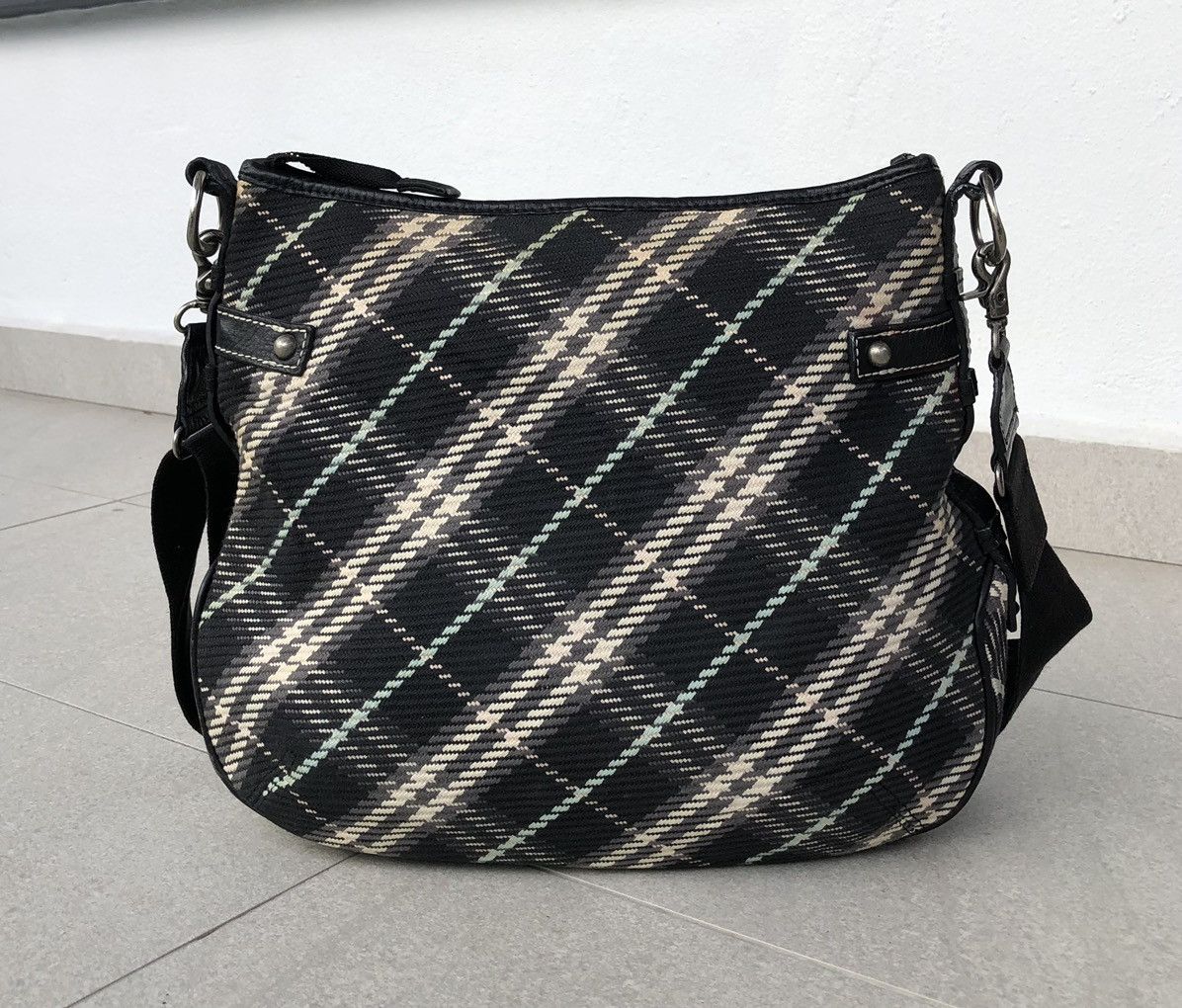 Burberry Authentic BURBERRY Blue Label Nova Check Shoulder Bag Size ONE SIZE - 11 Thumbnail