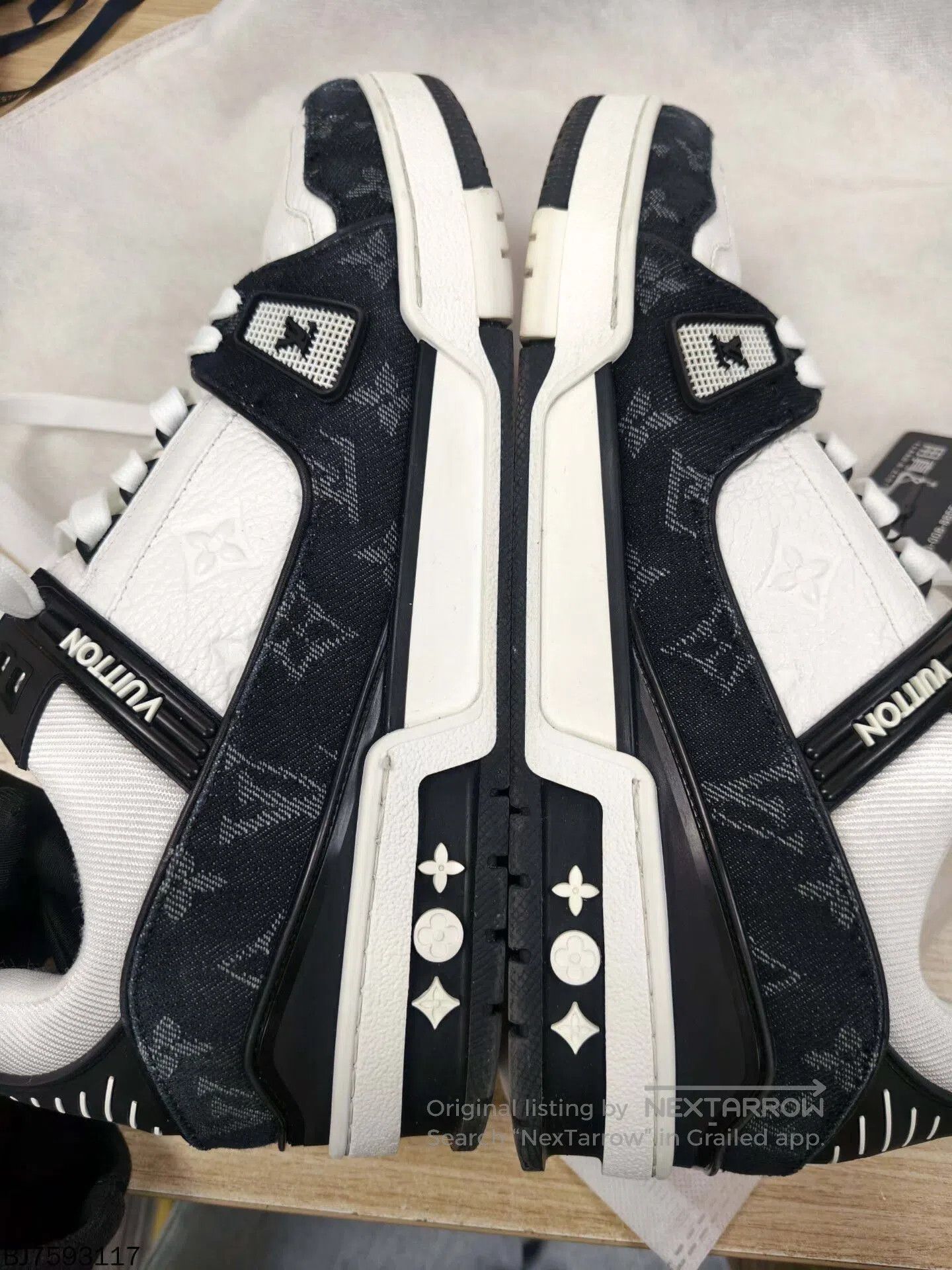 Louis Vuitton louis vuitton trainer low-top sneakers size 9.5. Size US 9.5 / EU 42-43 - 8 Thumbnail