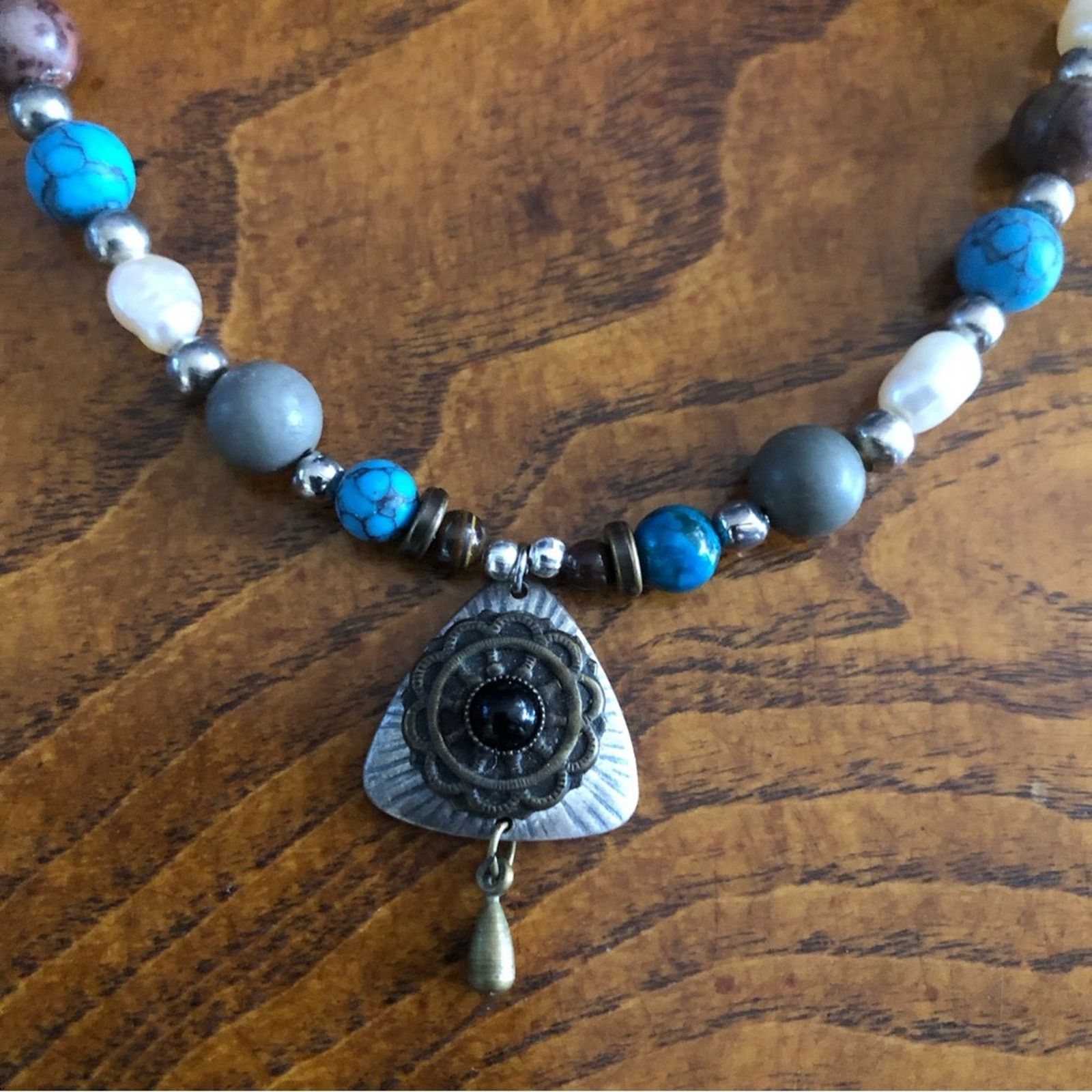 Handmade Handcrafted howlite stone genuine pearl necklace Size ONE SIZE - 9 Thumbnail
