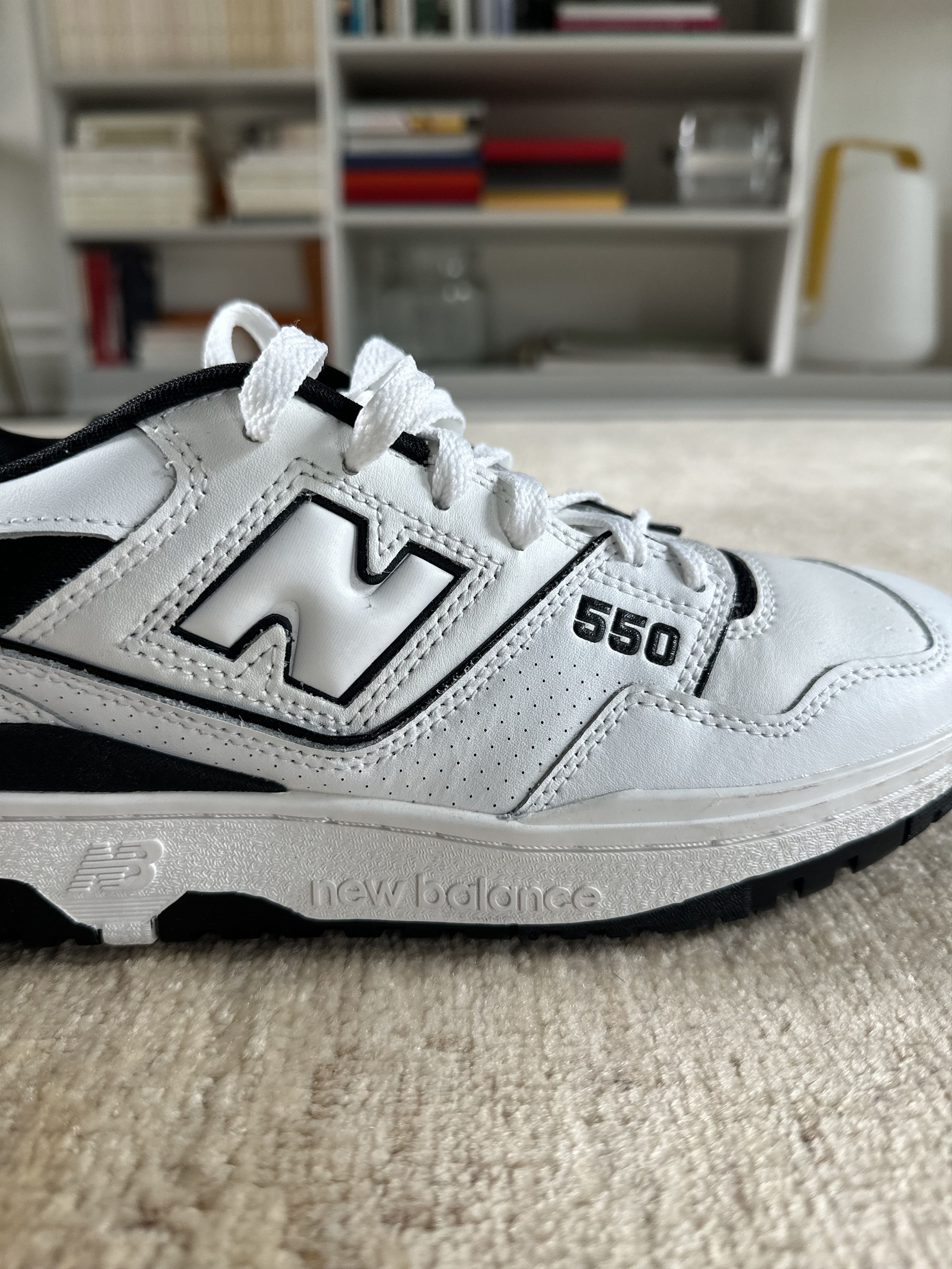 New Balance New Balance 550 White/Black Size US 10 / EU 43 - 8 Thumbnail
