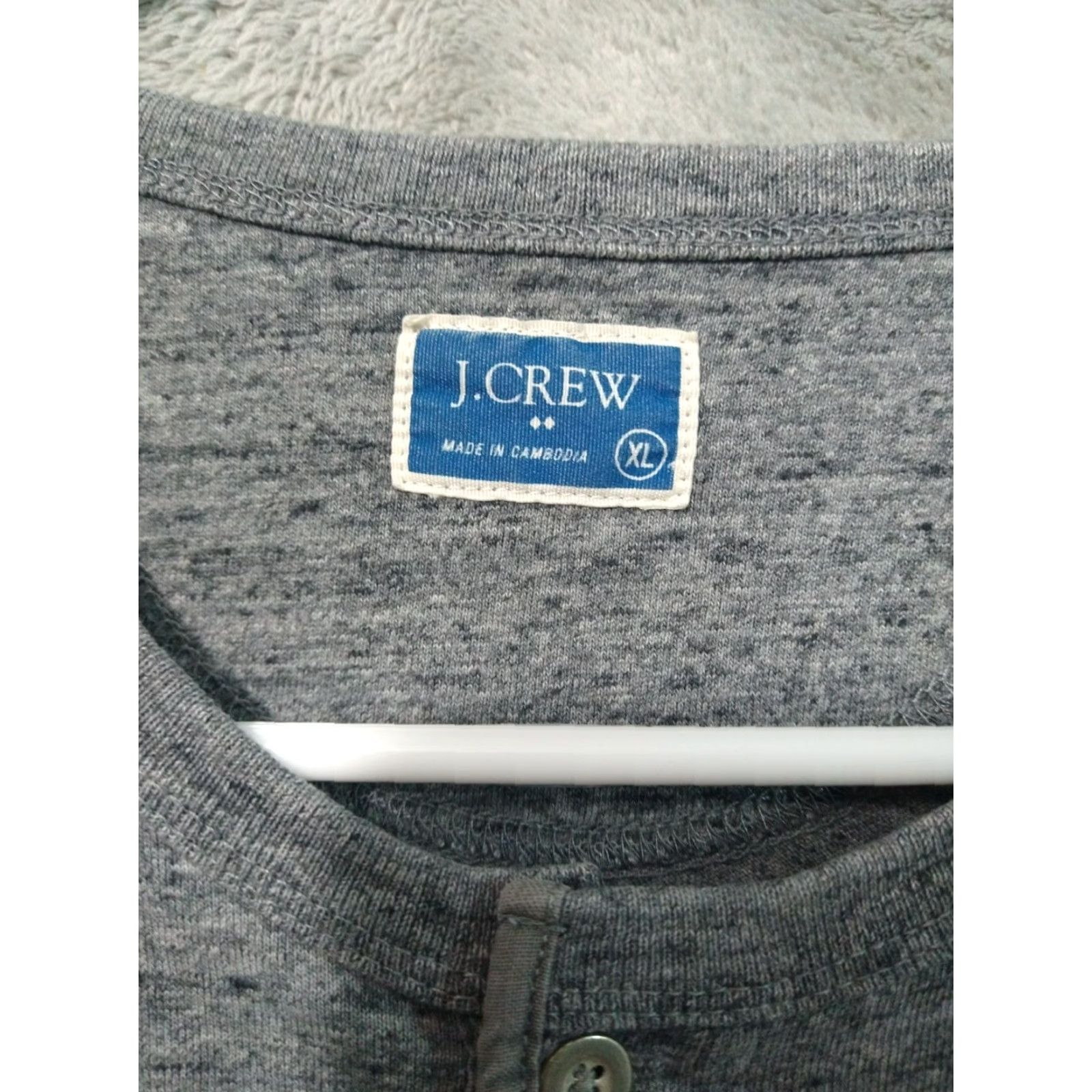 J.Crew J.CREW Mens XL Gray Heathered Henley Long Sleeve Shirt Cotton Polyester Knit Pullover Casual T-Shirt Size US XL / EU 56 / 4 - 5 Thumbnail