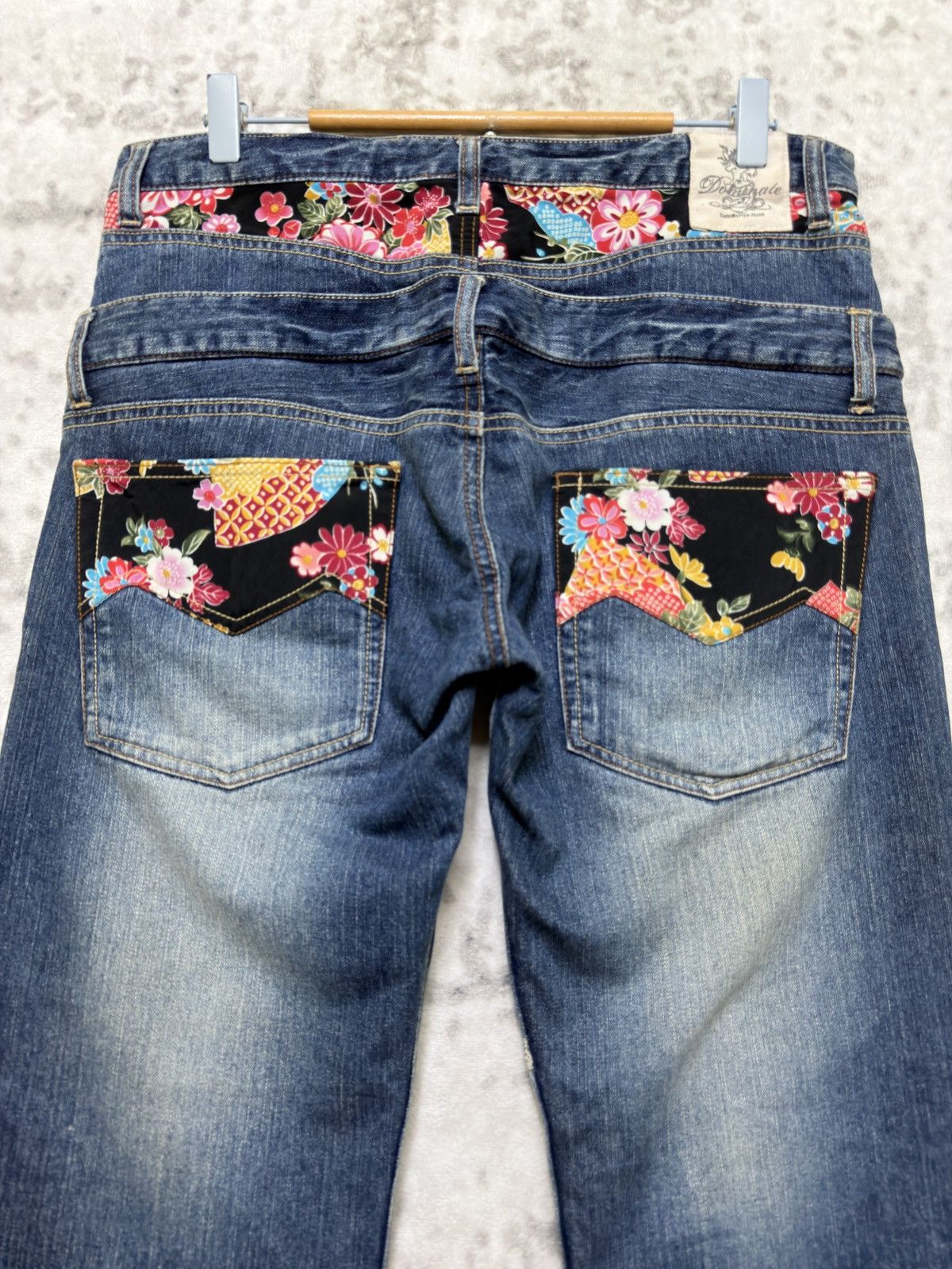 Japanese Brand Vintage Dominate Double Waist Floral Accent Straight Jeans Size US 32 / EU 48 - 9 Thumbnail