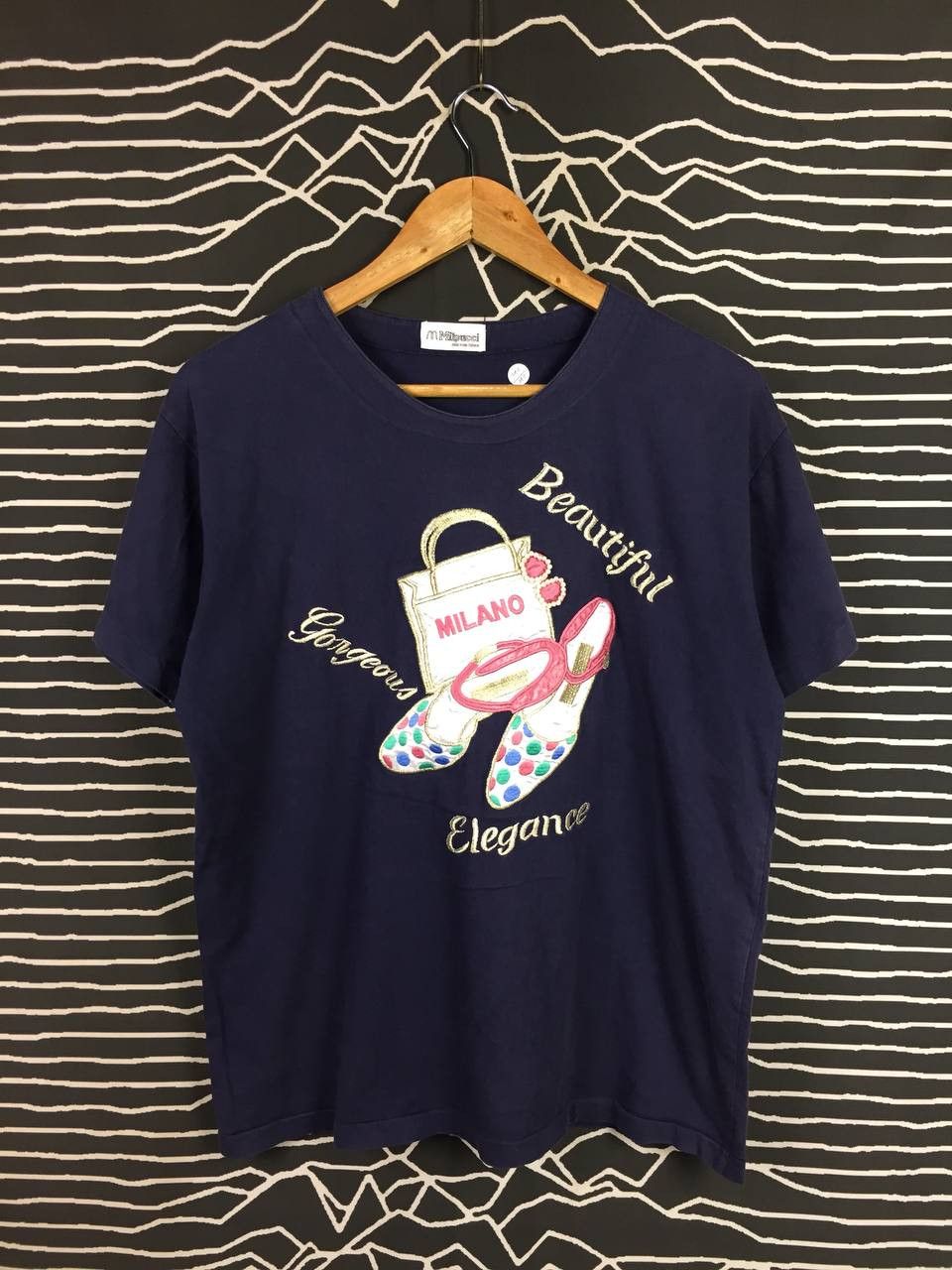 Vintage Milpucci Milano Beautiful Elegance Embroidery Tee Size M / US 6-8 / IT 42-44 - 1 Thumbnail