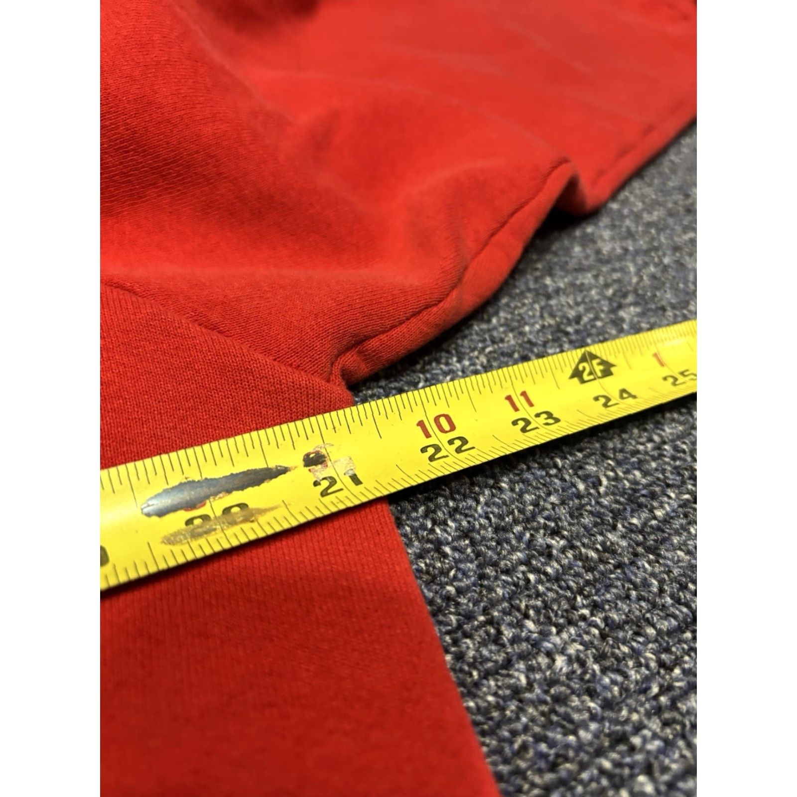 Fruit Of The Loom VINTAGE Fruit of the Loom Red Raglan Crewneck Sweatshirt L USA 1980s Reverse Weave Logo City 90s Mens Size US L / EU 52-54 / 3 - 3 Thumbnail
