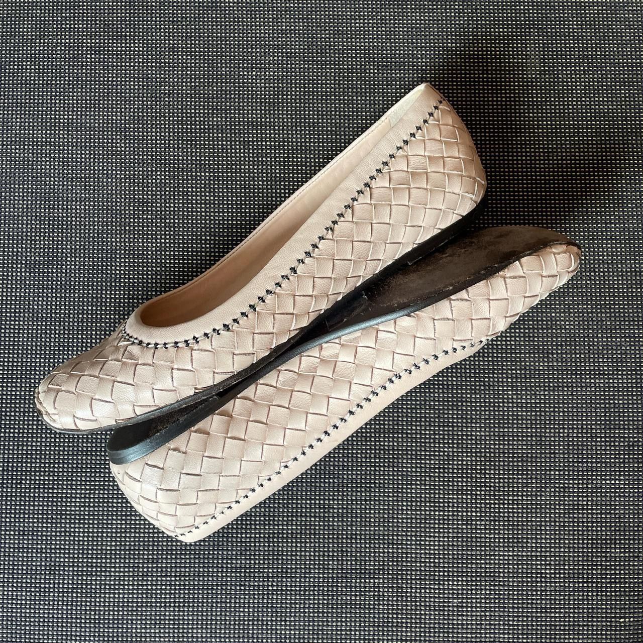 Bottega Veneta Bottega Veneta Cream Flats Size US 7 / IT 37 - 2 Thumbnail