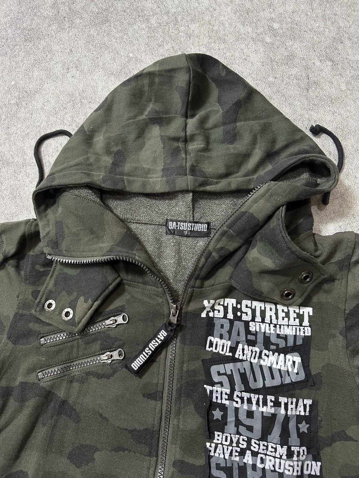 Japanese Brand Japanes Ba-Tsu Studuo Patches Zip Hoodie Ifsix Gothic Style Size US S / EU 44-46 / 1 - 5 Thumbnail