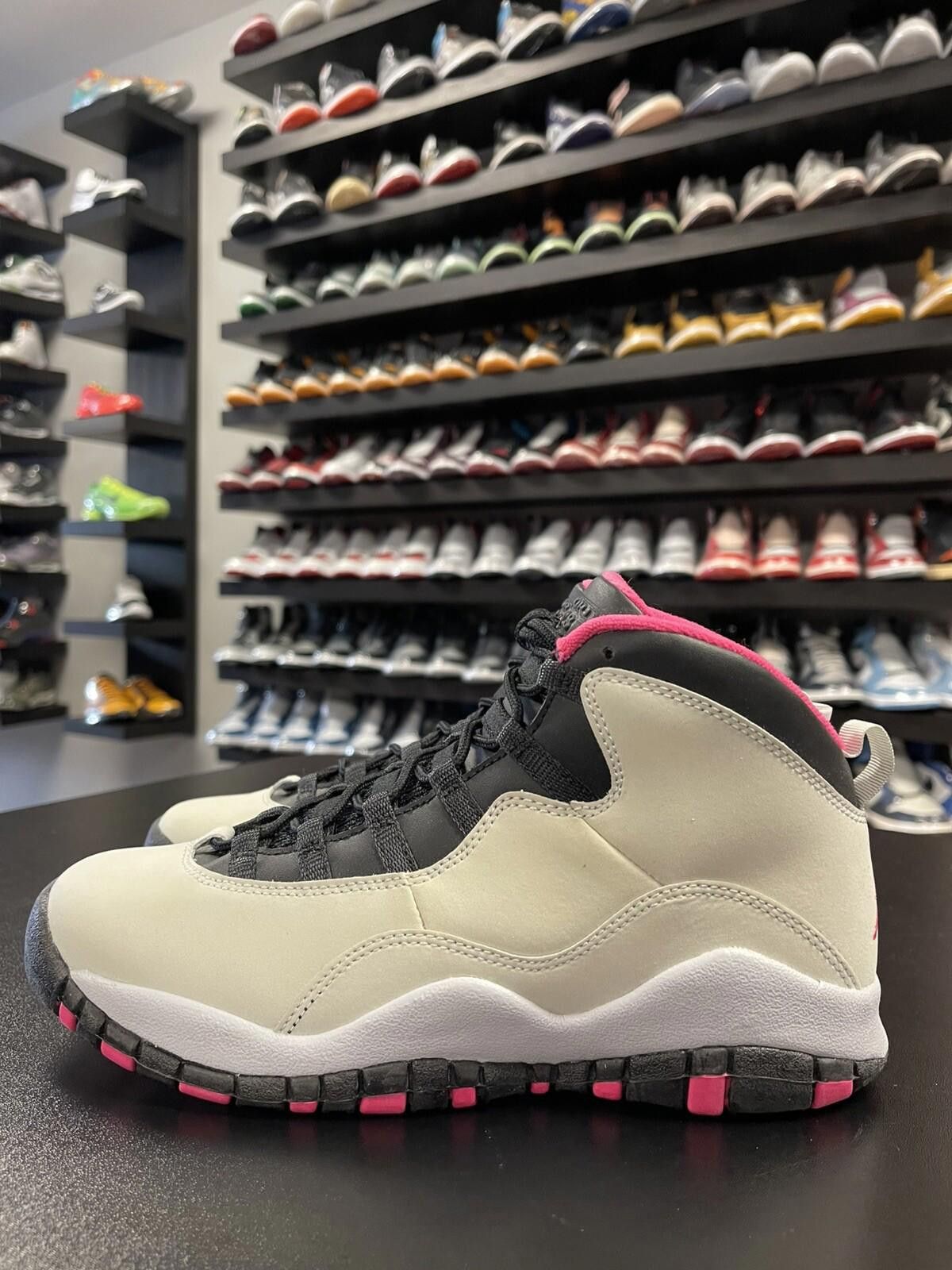 Size Jordan 10 Retro Vivid Pink (GS) 487211-008