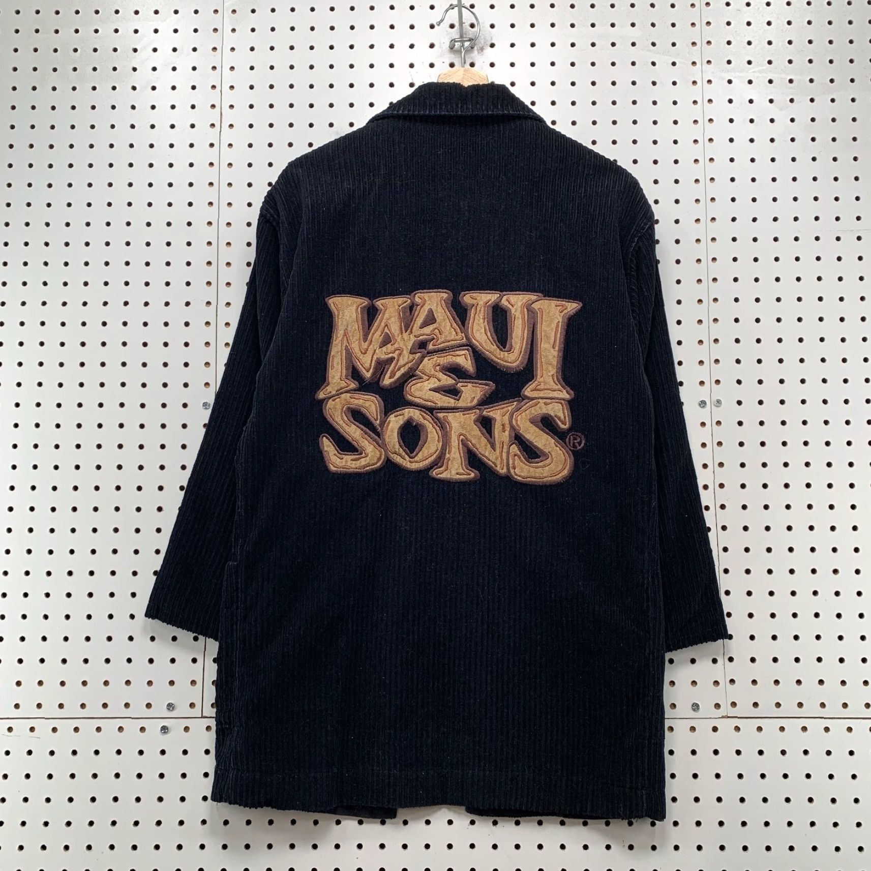 Vintage VINTAGE Maui & Sons Corduroy Jacket Mens M Black 3/4 Sleeve Embroidered Jacket Size US M / EU 48-50 / 2 - 2 Thumbnail