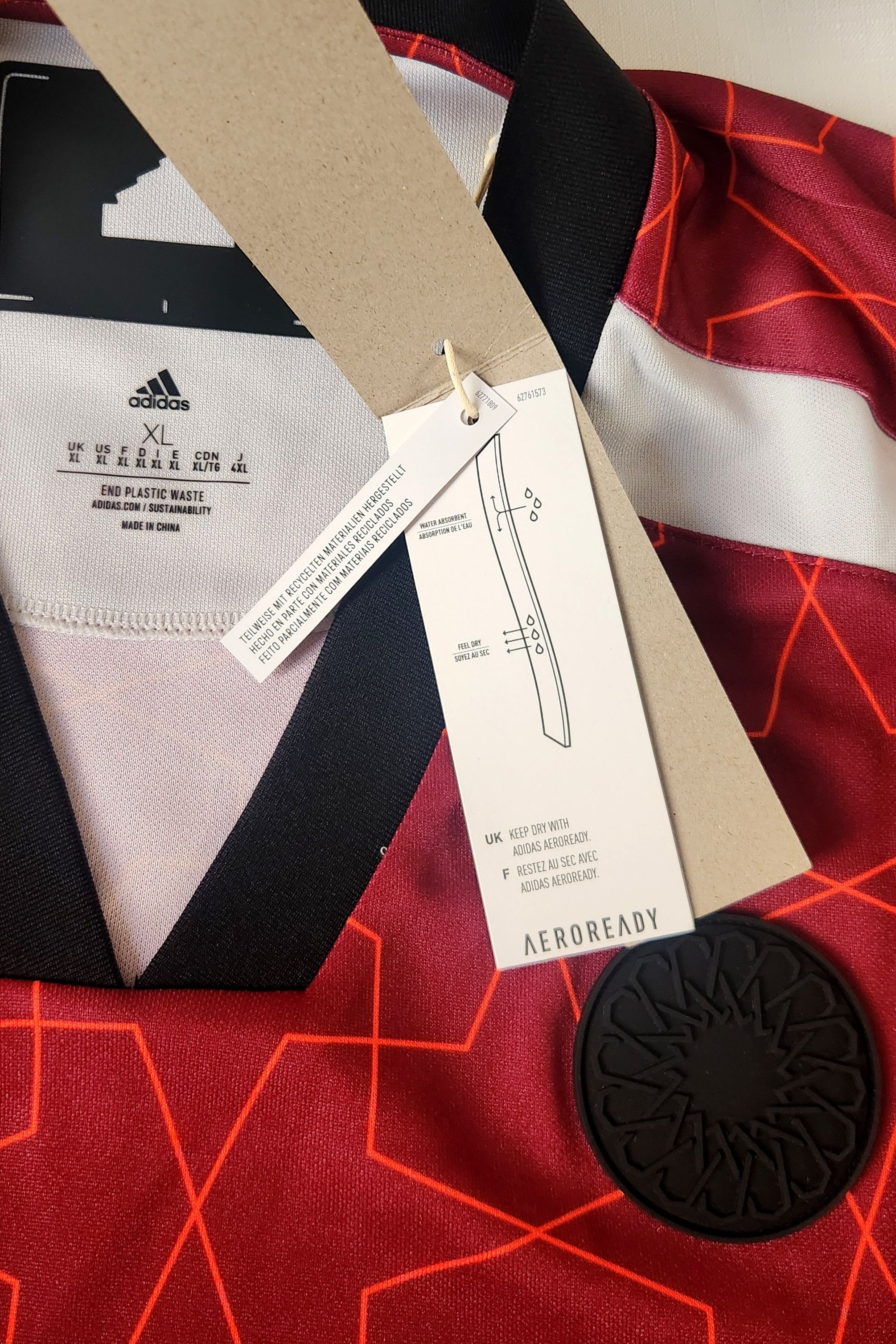 Adidas adidas Qatar Soccer Exclusive Limited World Cup Jersey Size US XL / EU 56 / 4 - 9 Thumbnail