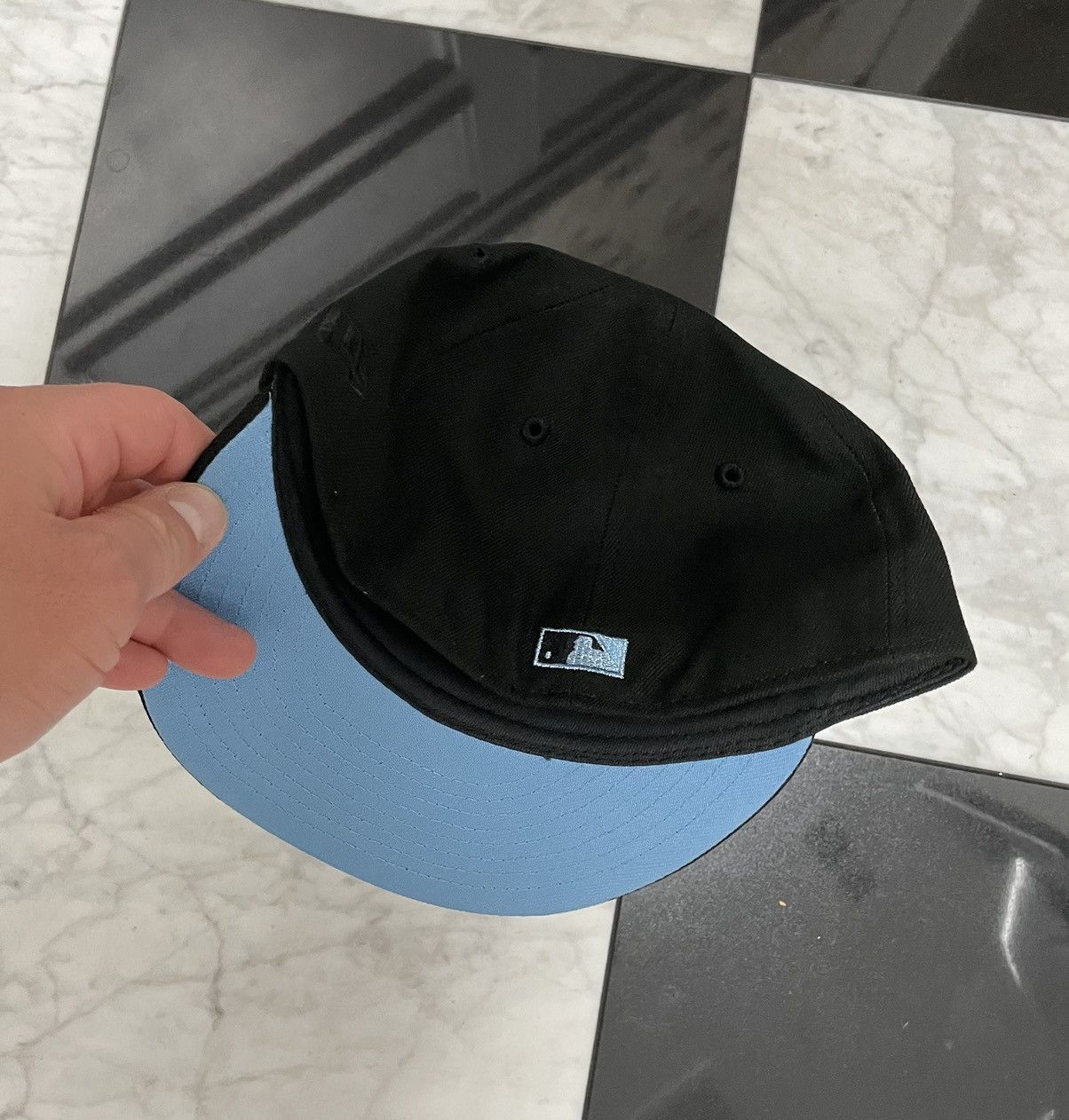 New Era 🔥 Exclusive Astros Hype logo fitted size 7 Size ONE SIZE - 3 Thumbnail