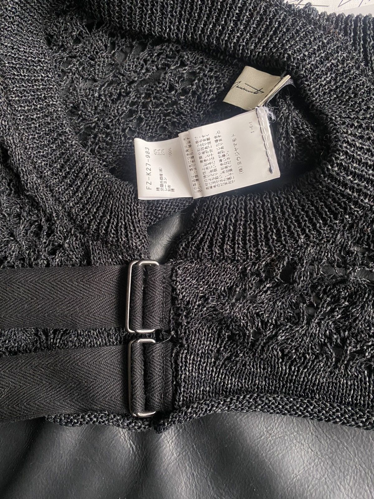 Yohji Yamamoto Yohji Yamamoto knit buckle crop tank top women’s size M / 2 Size M / US 6-8 / IT 42-44 - 3 Thumbnail