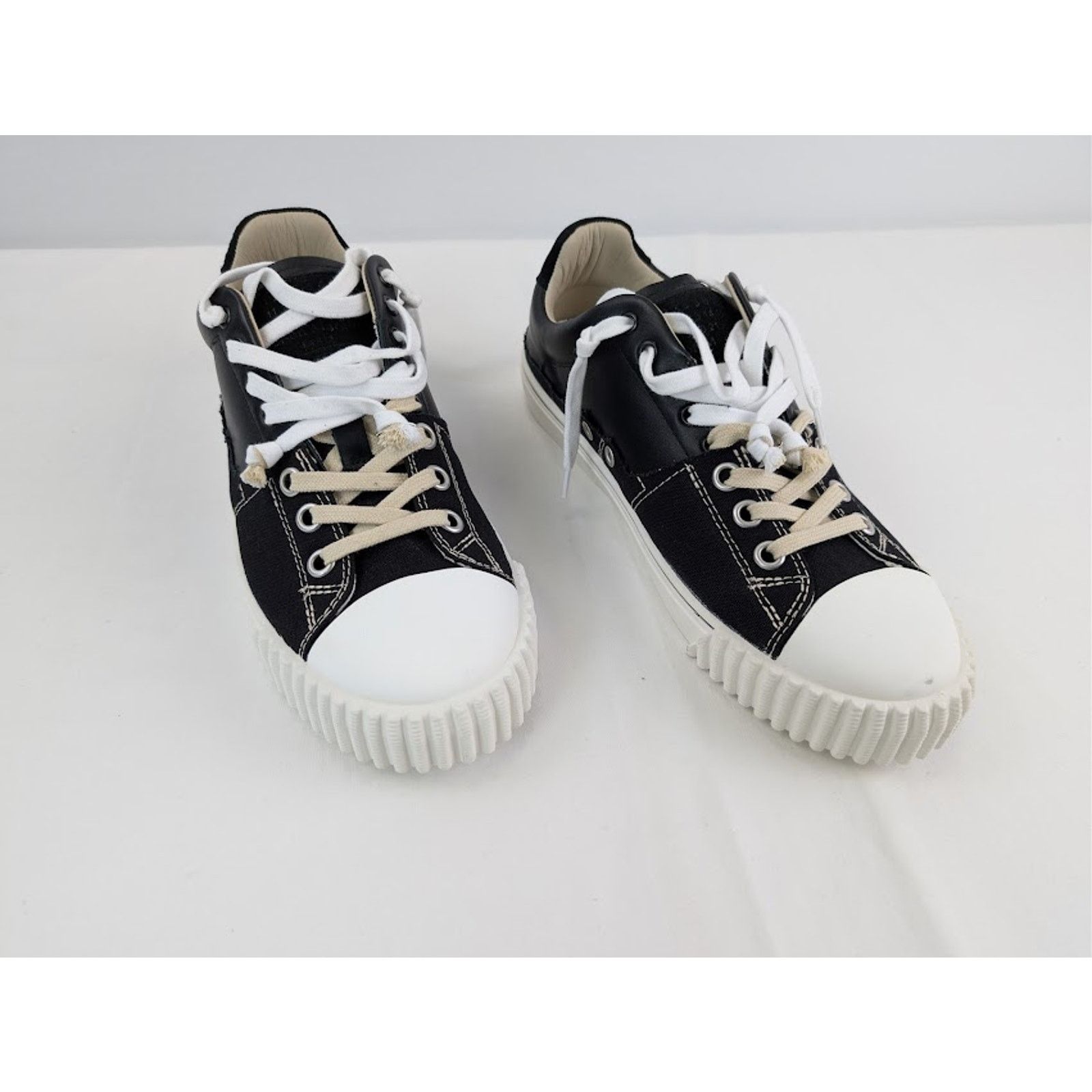 Maison Margiela o1rshd1 Evolution Low Sneakers in Black / White Size US 8 / EU 41 - 6 Thumbnail
