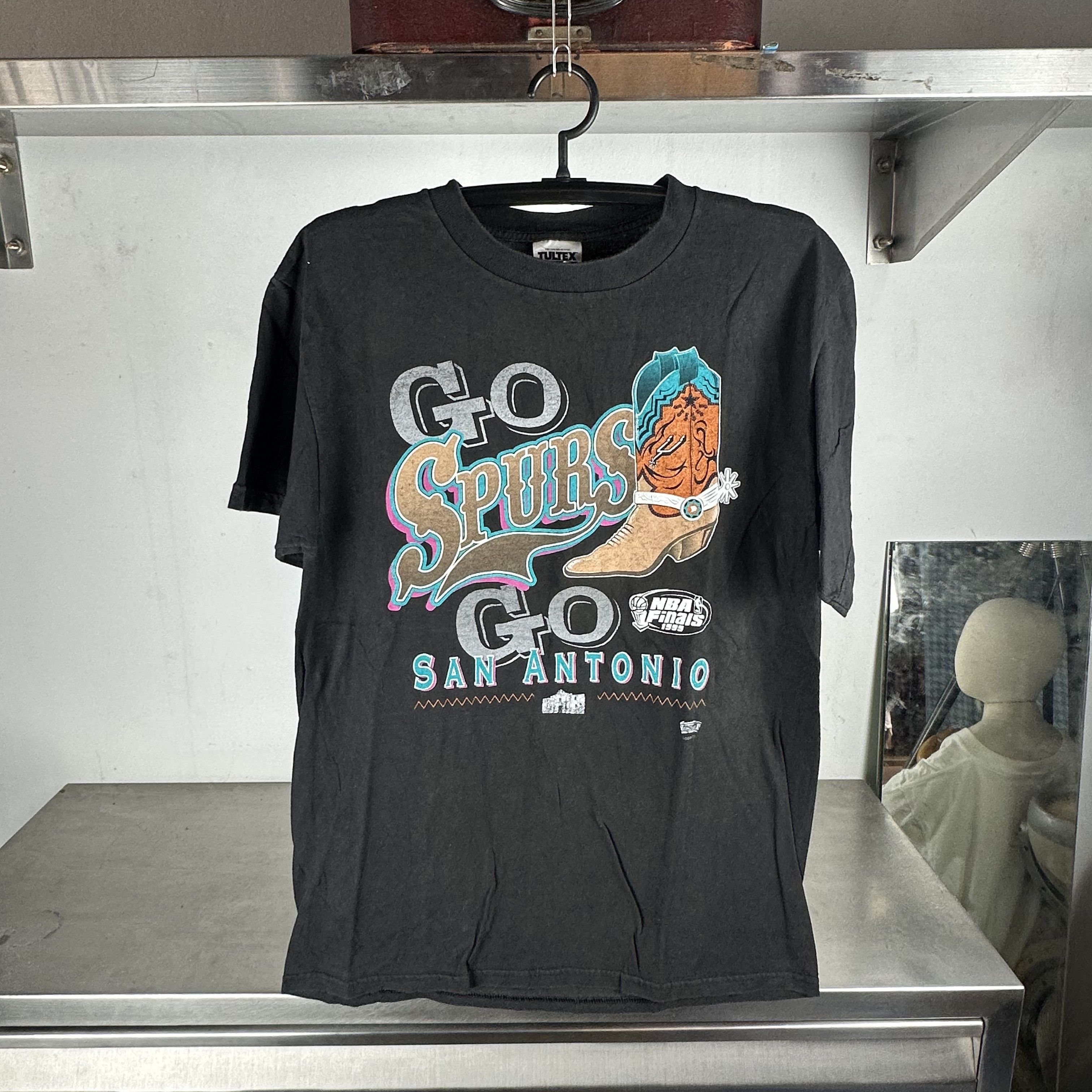 Vintage 1999 San Antonio Spurs NBA Finals T-shirt