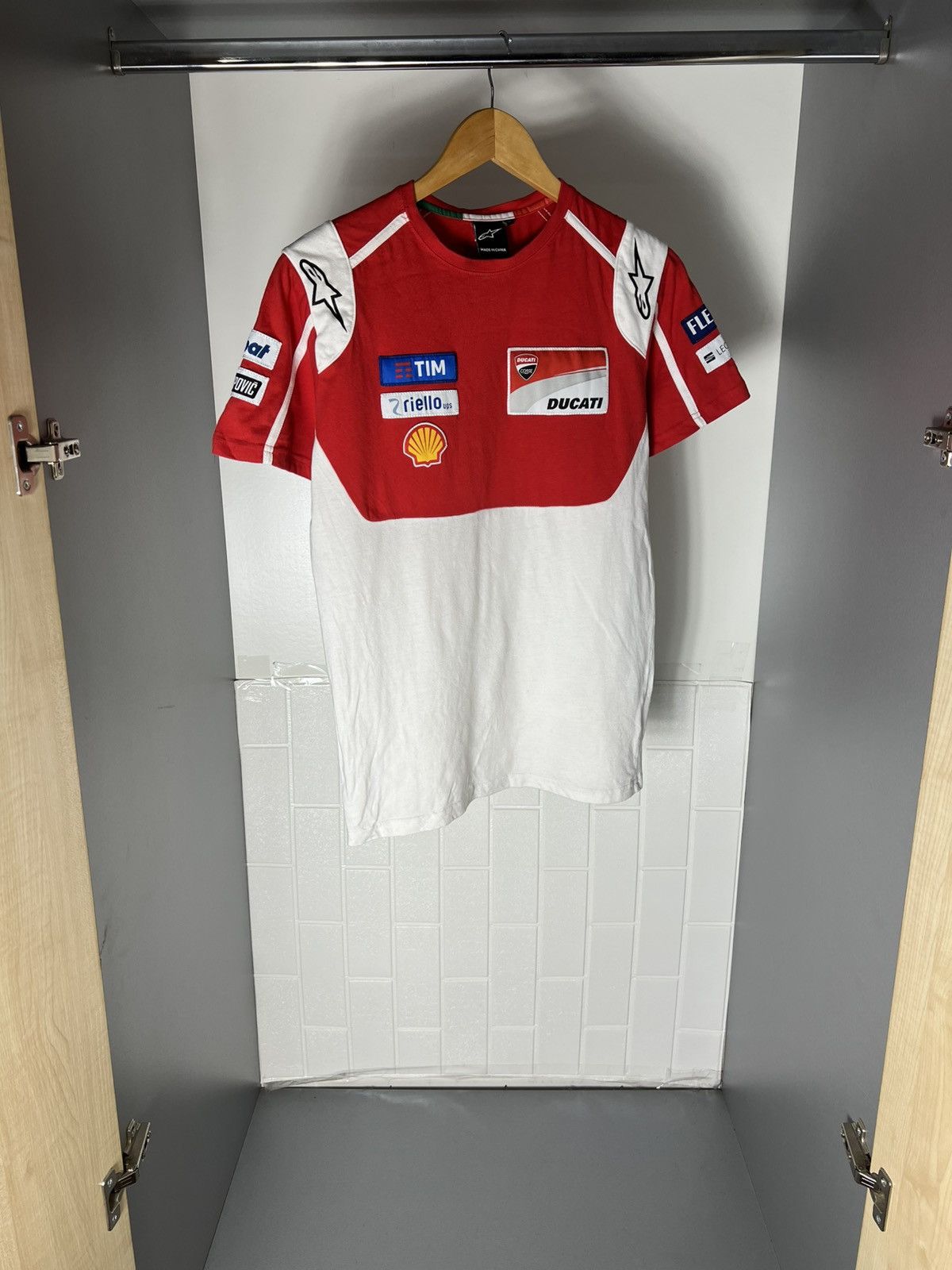 NASCAR VINTAGE ALPINESTARS DUCATI RACING T-SHIRT MOTORCYCLE Y2K 90s Size US M / EU 48-50 / 2 - 3 Thumbnail