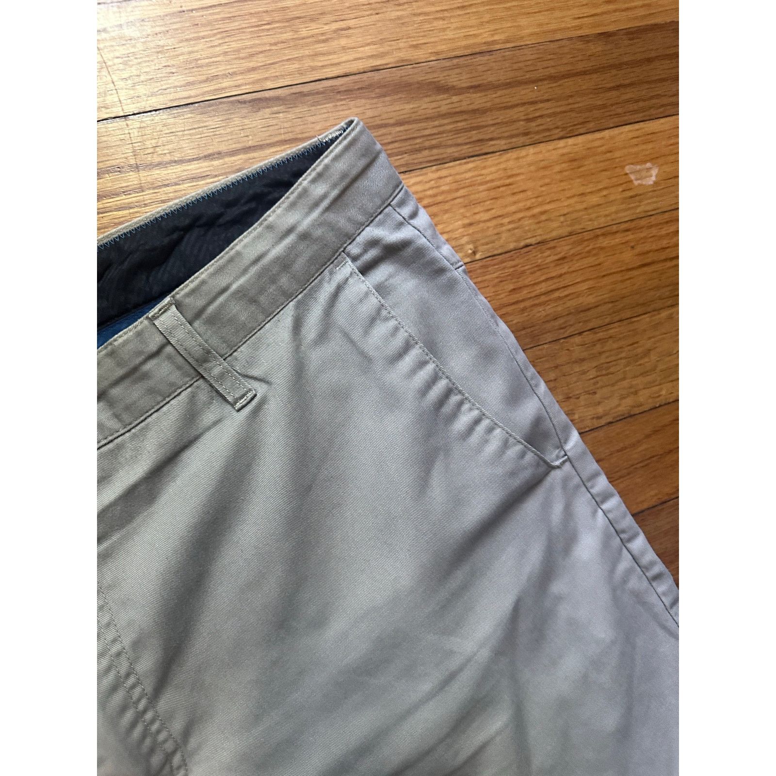 Volcom Volcom Khaki Casual Shorts Size US 36 / EU 52 - 4 Thumbnail