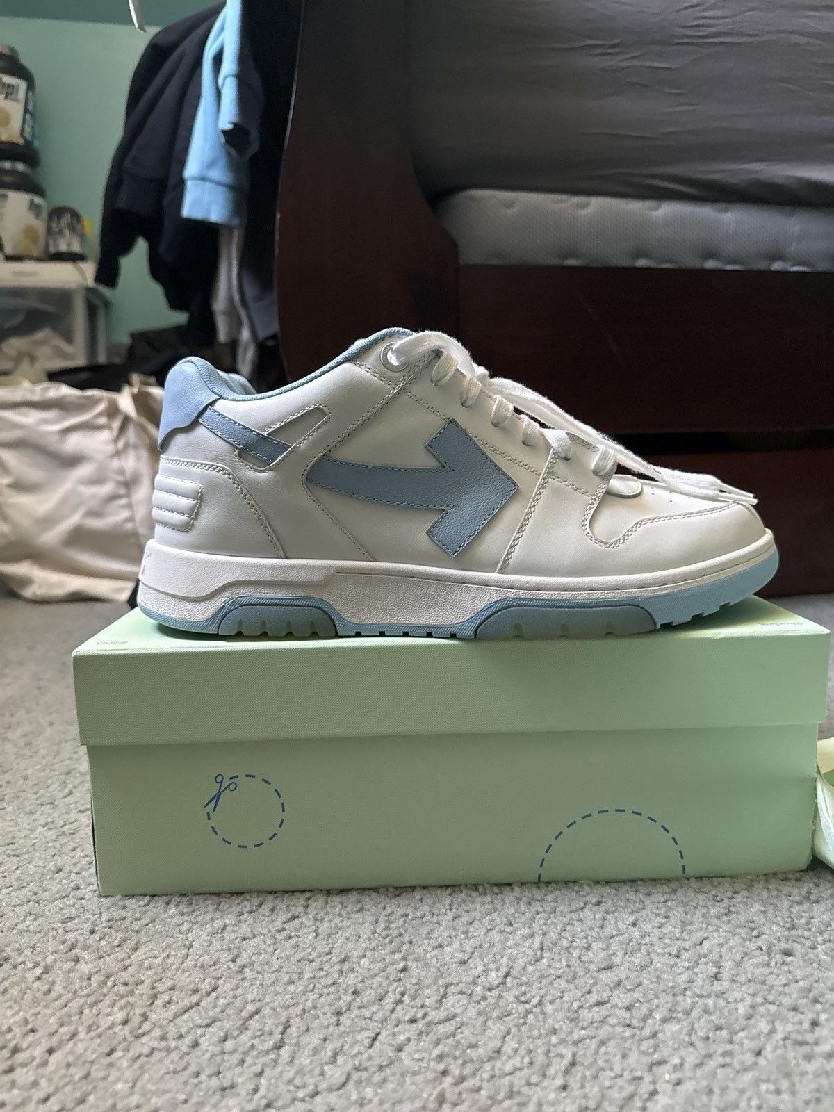 Off-White Out Of Office Sneakers Size US 12.5 / EU 45-46 - 1 Thumbnail