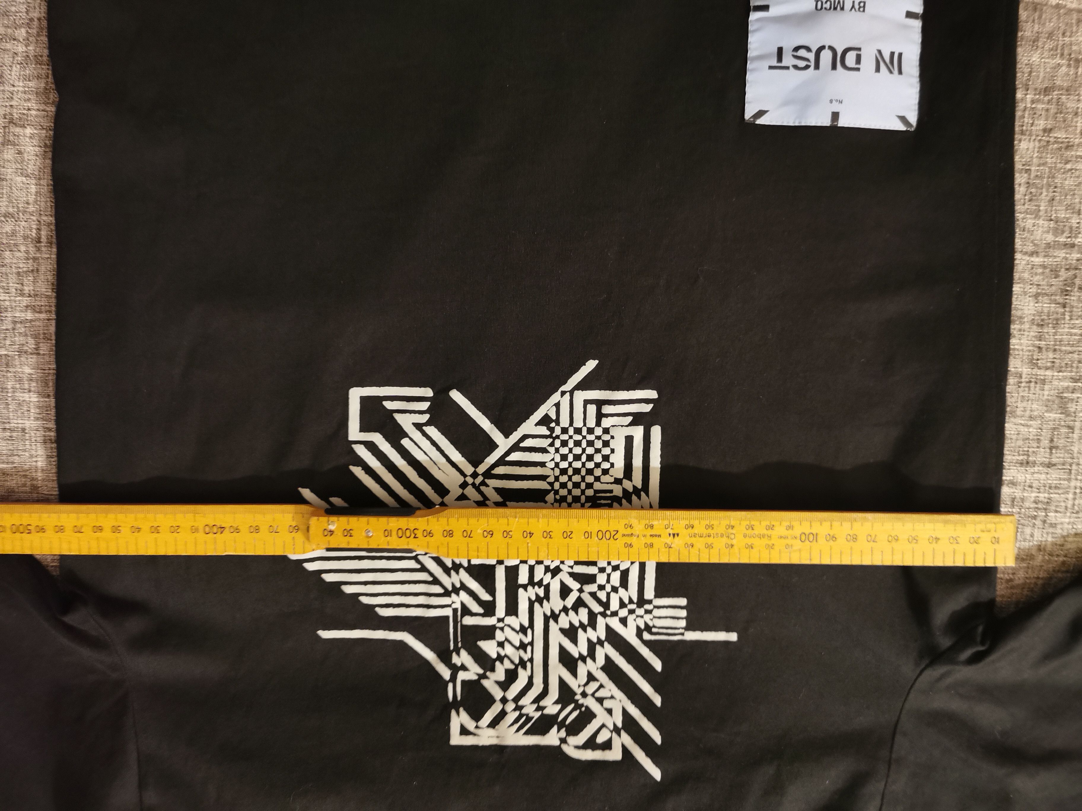 McQ Alexander McQueen MCQ t shirt. McQ Alexander McQueen No. 8 IN DUST Size US S / EU 44-46 / 1 - 8 Thumbnail