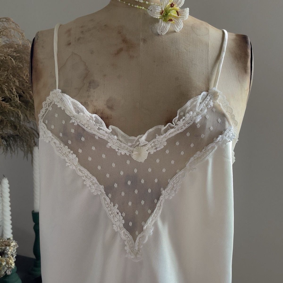 Vintage Vintage 1990s Ivory Satin Camisole (S–M) Size M / US 6-8 / IT 42-44 - 7 Thumbnail