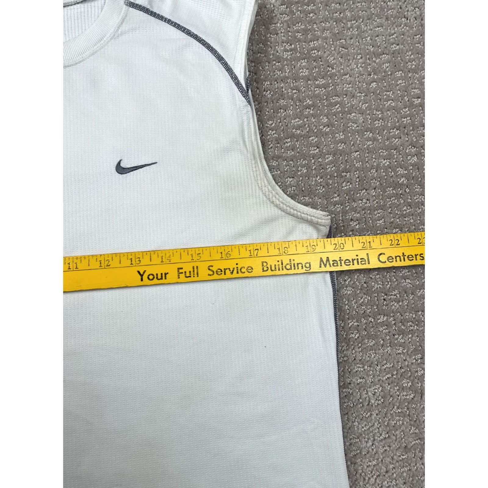 Nike VINTAGE Nike Tank Top Mens Small White Sphere Dry Short Sleeve Swoosh Active Y2K Size US S / EU 44-46 / 1 - 3 Thumbnail