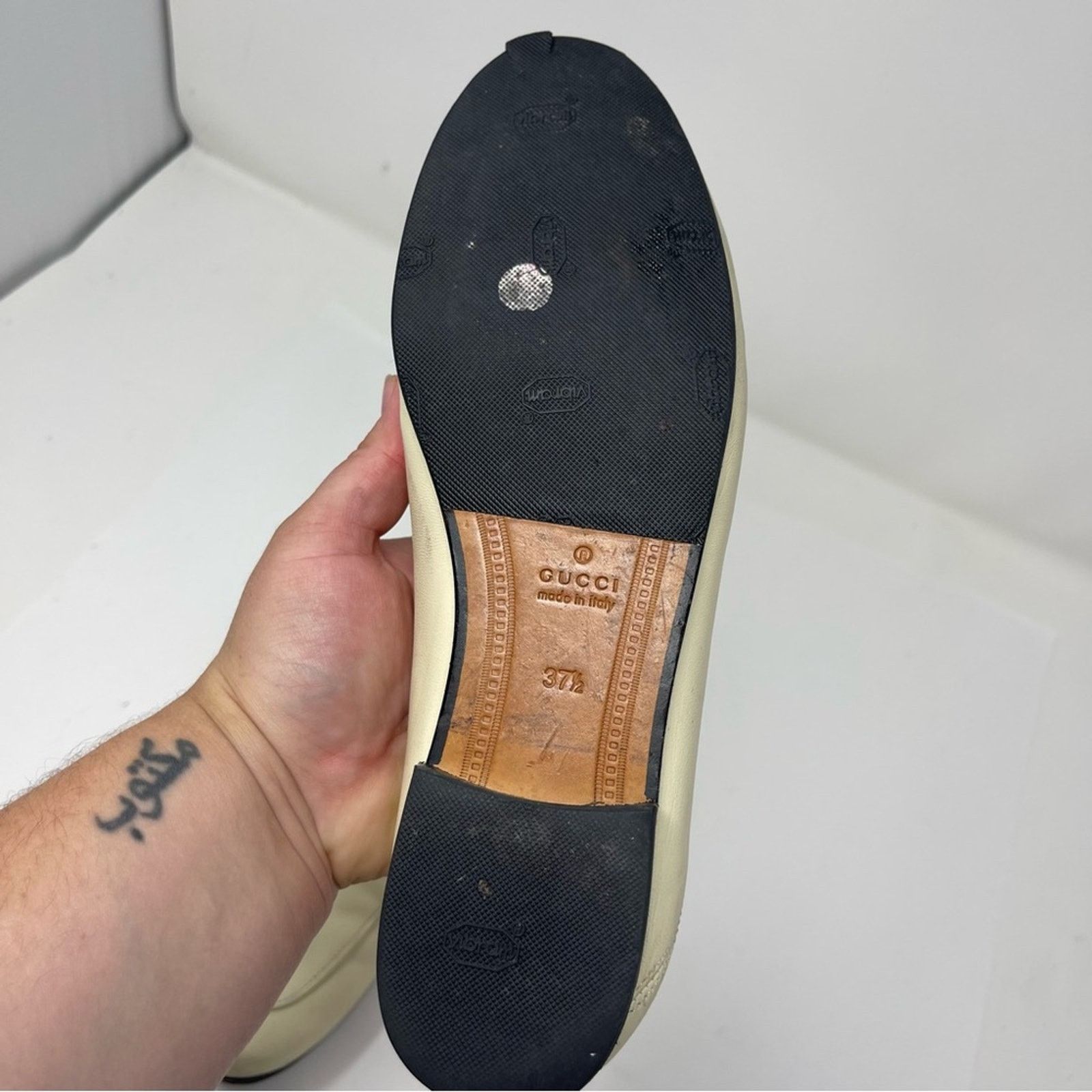 Gucci GUCCI Brixton Leather Horsebit Loafers in Mystic White 37.5 Size US 7.5 / IT 37.5 - 5 Thumbnail