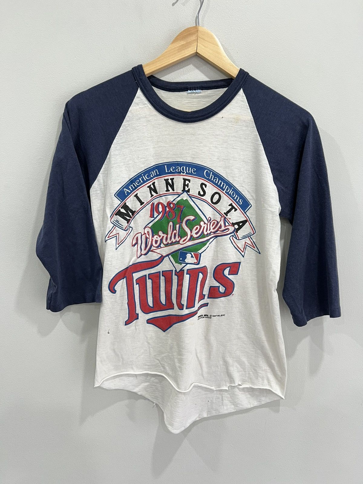 Vintage Vintage Minnesota Twins Baseball Raglan shirt xx Size US XS / EU 42 / 0 - 1 Thumbnail