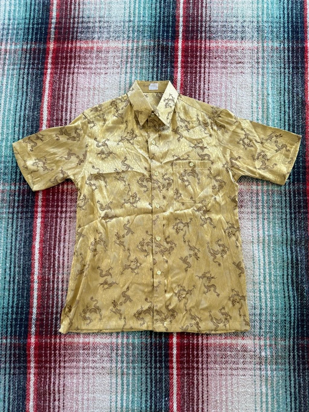 The Unbranded Brand Men's Unbranded Gold Dragon Print Casual Button Down Shirt M Size US M / EU 48-50 / 2 - 1 Thumbnail