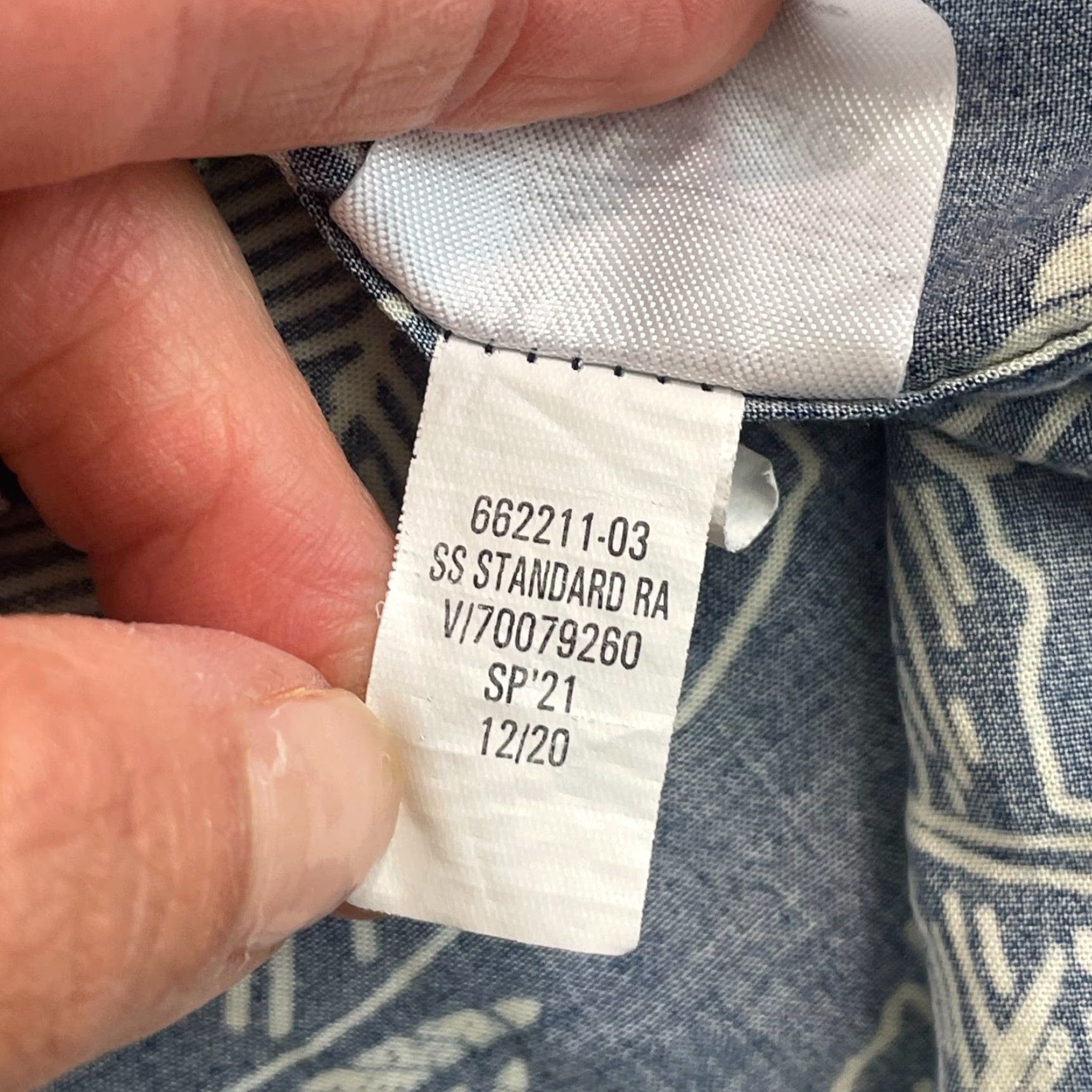 Banana Republic Banana Republic Hawaiian Camp Shirt Men Medium Blue Floral Loop Collar Aloha Size US M / EU 48-50 / 2 - 8 Thumbnail