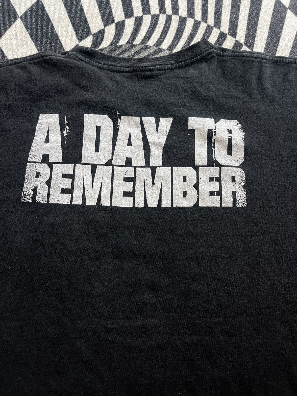Band Tees Vintage A DAY TO REMEMBER 00’s Tshirt Size US XL / EU 56 / 4 - 9 Thumbnail