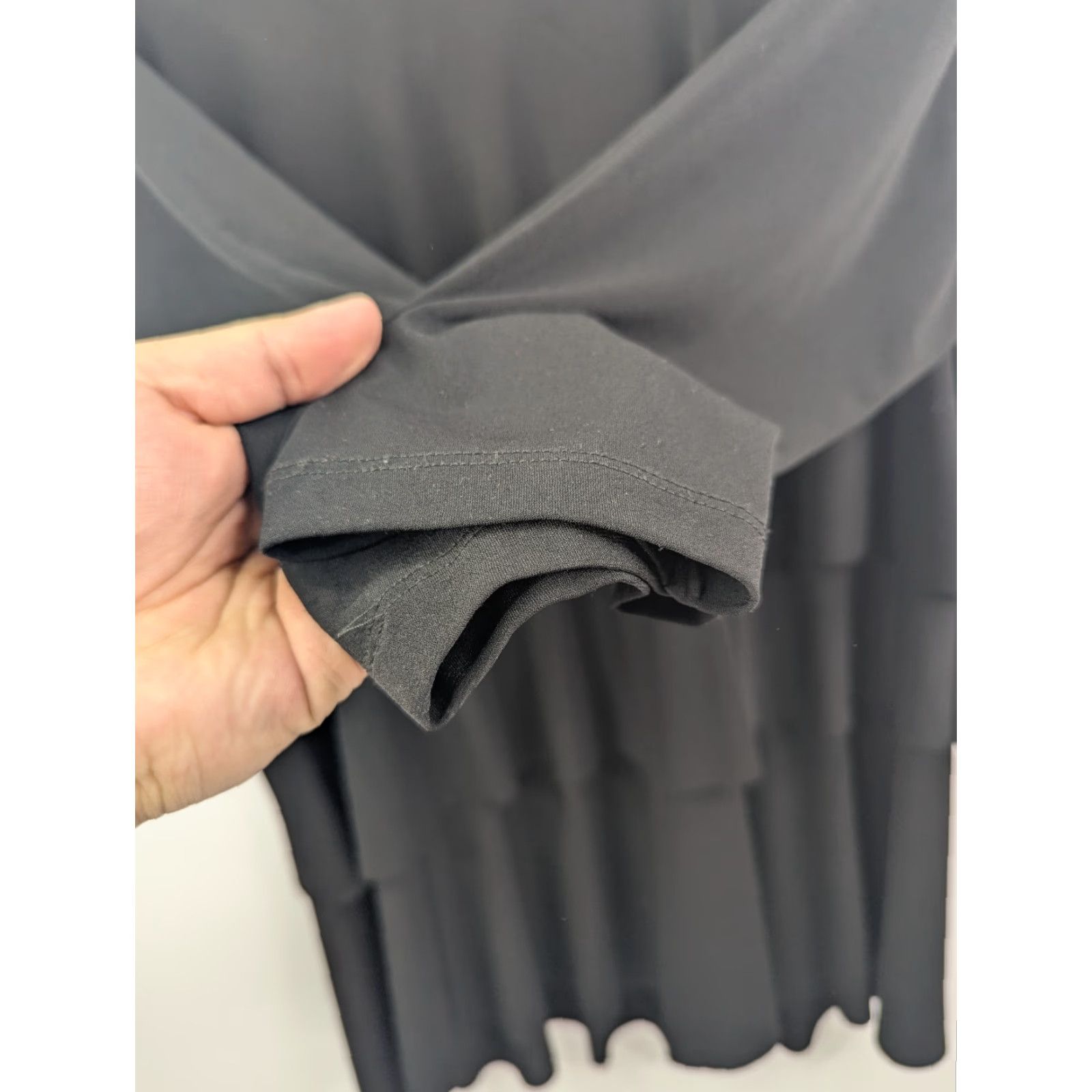 Vintage Susan Graver Blouse Womens Medium Black Tiered Layered Liquid Knit 3/4 Sleeve Size M / US 6-8 / IT 42-44 - 2 Thumbnail