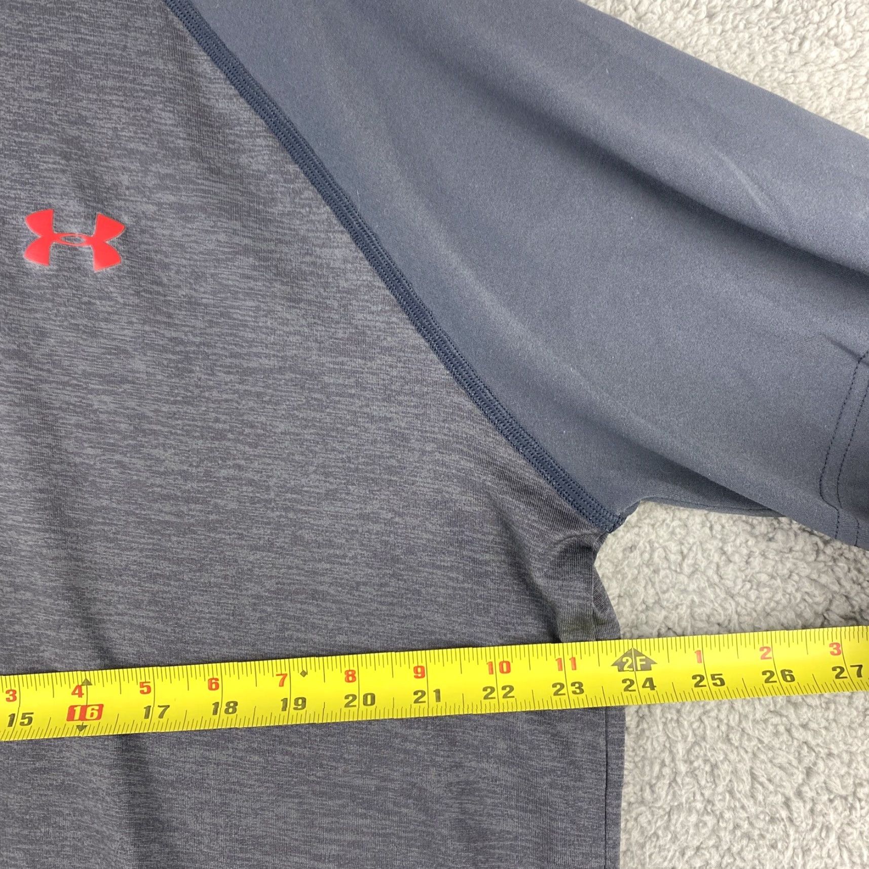 Under Armour Under Armour Heat Gear T-Shirt Logo Gray XL DriFit Running Athletic Shirt Mens Short Sleeve Polyester 100% Breathable Lightweight Casual Sleeve Size US XL / EU 56 / 4 - 4 Thumbnail