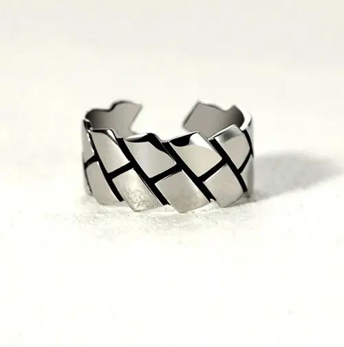 Ring Of Fire Punkrock Shiny Tiny Ridge Corner Silver Ring Size ONE SIZE - 1 Thumbnail