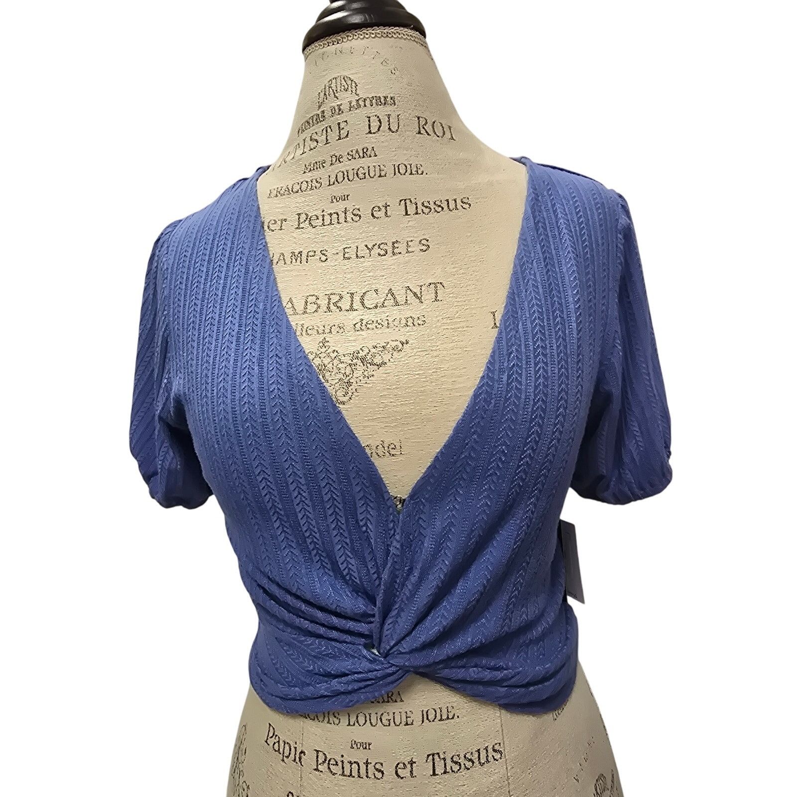 O'Neill O'Neil Hilda Knot Front Knit Crop Top, Women's, Medium, NWT Size M / US 6-8 / IT 42-44 - 1 Thumbnail