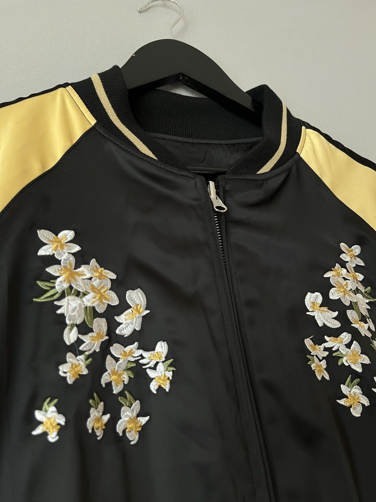 Japanese Brand Hong Kong Sukajan Crane and Flowers Reversible Bomber Jacket Size US XL / EU 56 / 4 - 8 Thumbnail