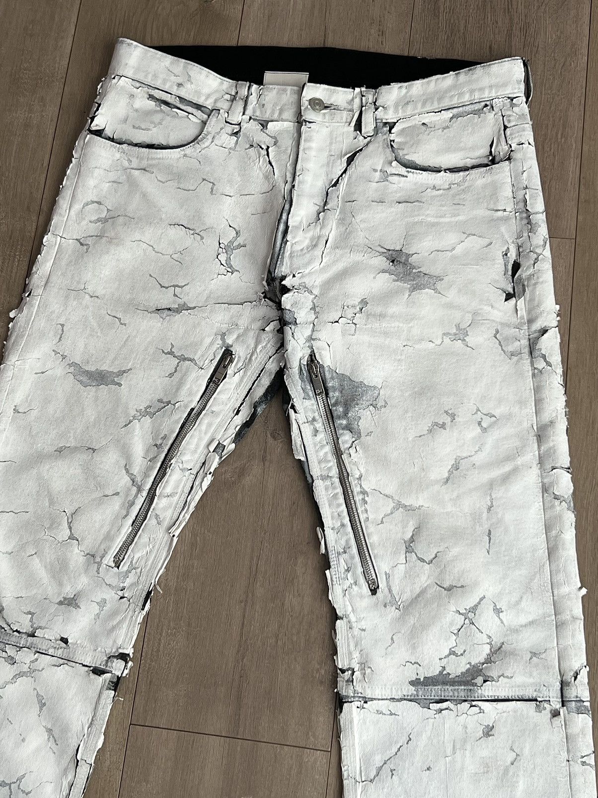 image of Givenchy White Cracked Painted Runway Denim Size 34, Men's