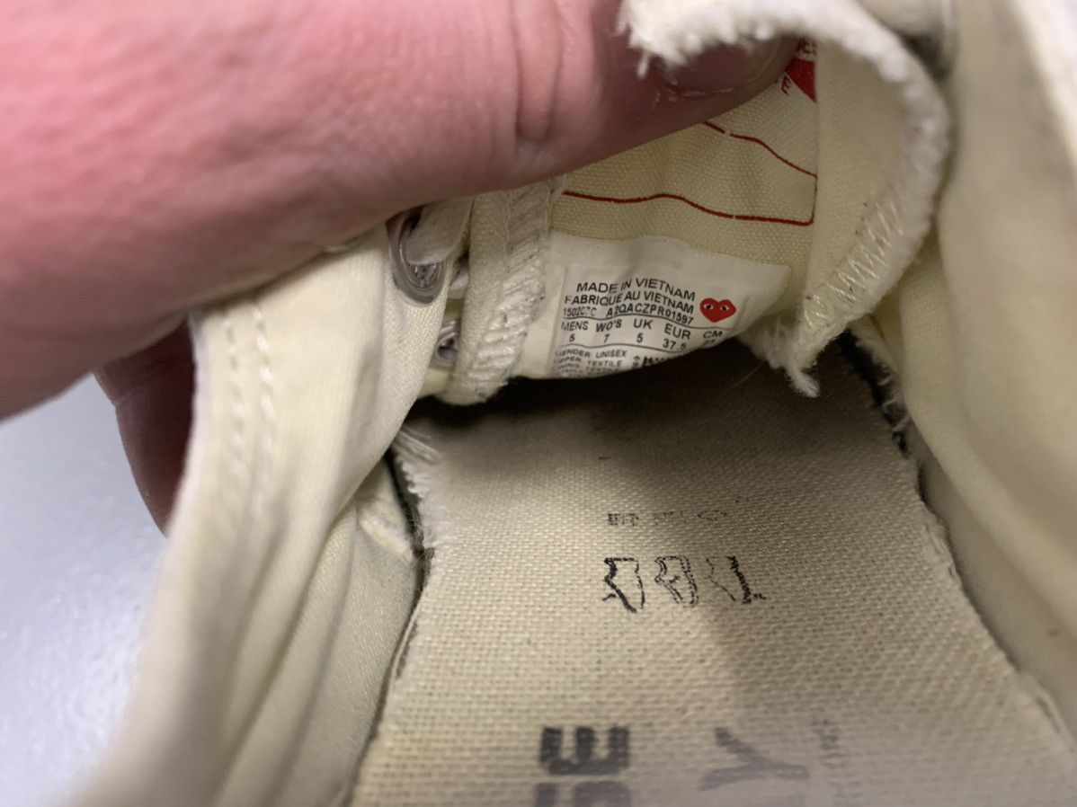 Comme des Garcons PLAY × Converse Converse x Comme des Garçons PLAY Low Top Sneakers Size 5 Size US 5 / EU 37 - 8 Thumbnail