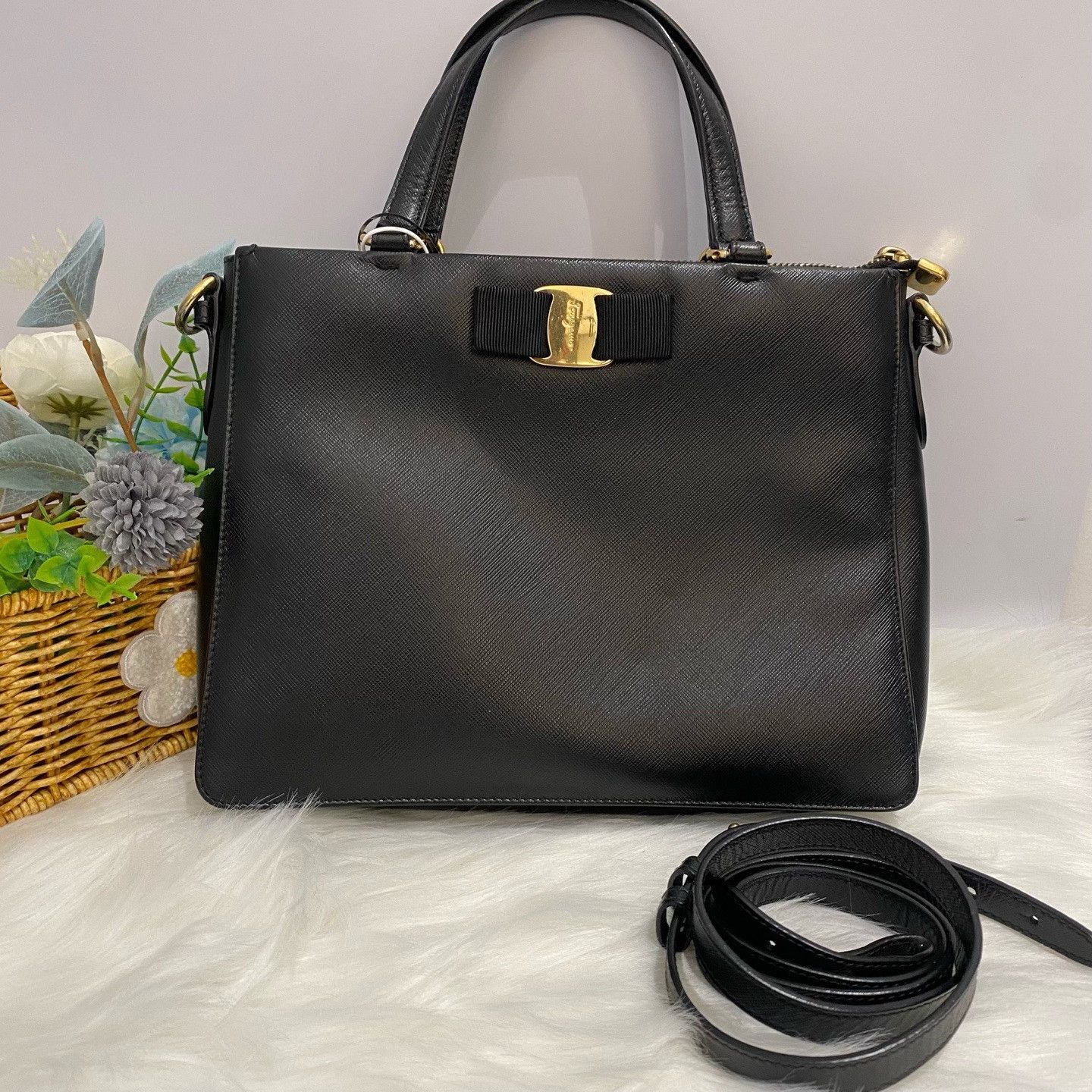 Salvatore Ferragamo Pre-loved Bag Very good condition Size ONE SIZE - 1 Thumbnail