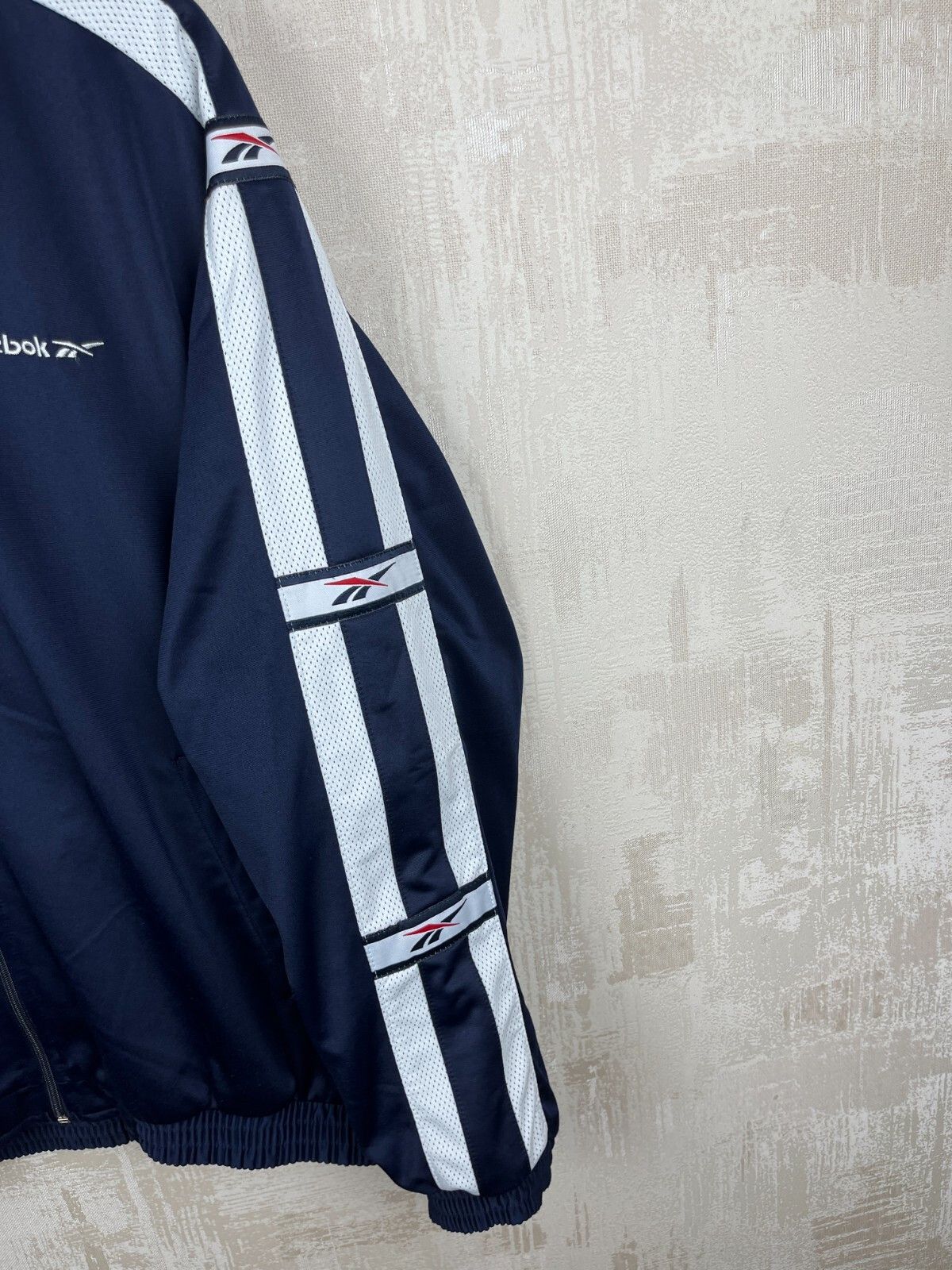 Reebok 90's Reebok Vintage Track Jacket Full Zip Size US L / EU 52-54 / 3 - 9 Thumbnail