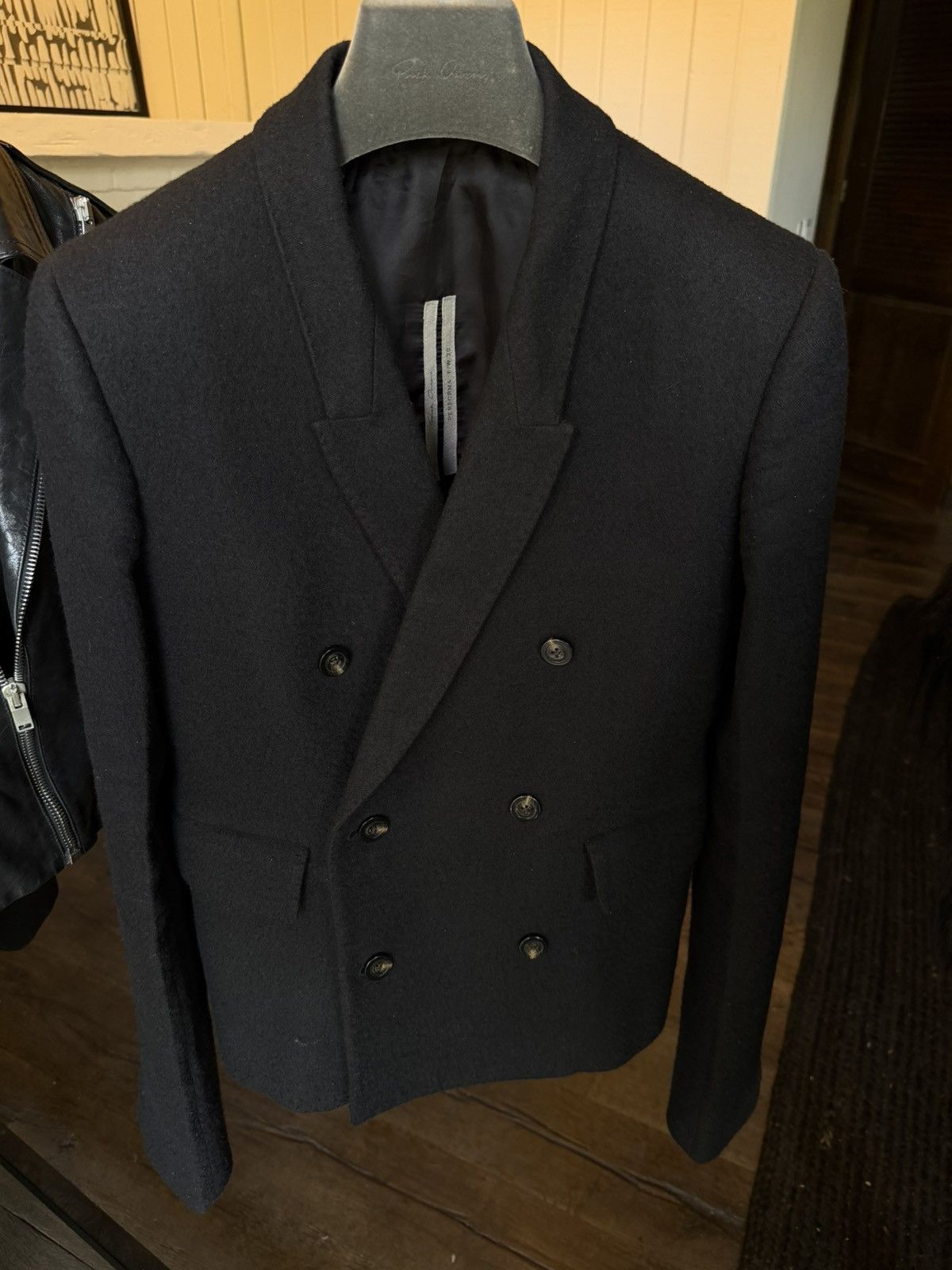 Rick Owens Rick Owens FW20 JMF double breasted cropped blazer Size US XS / EU 42 / 0 - 1 Thumbnail