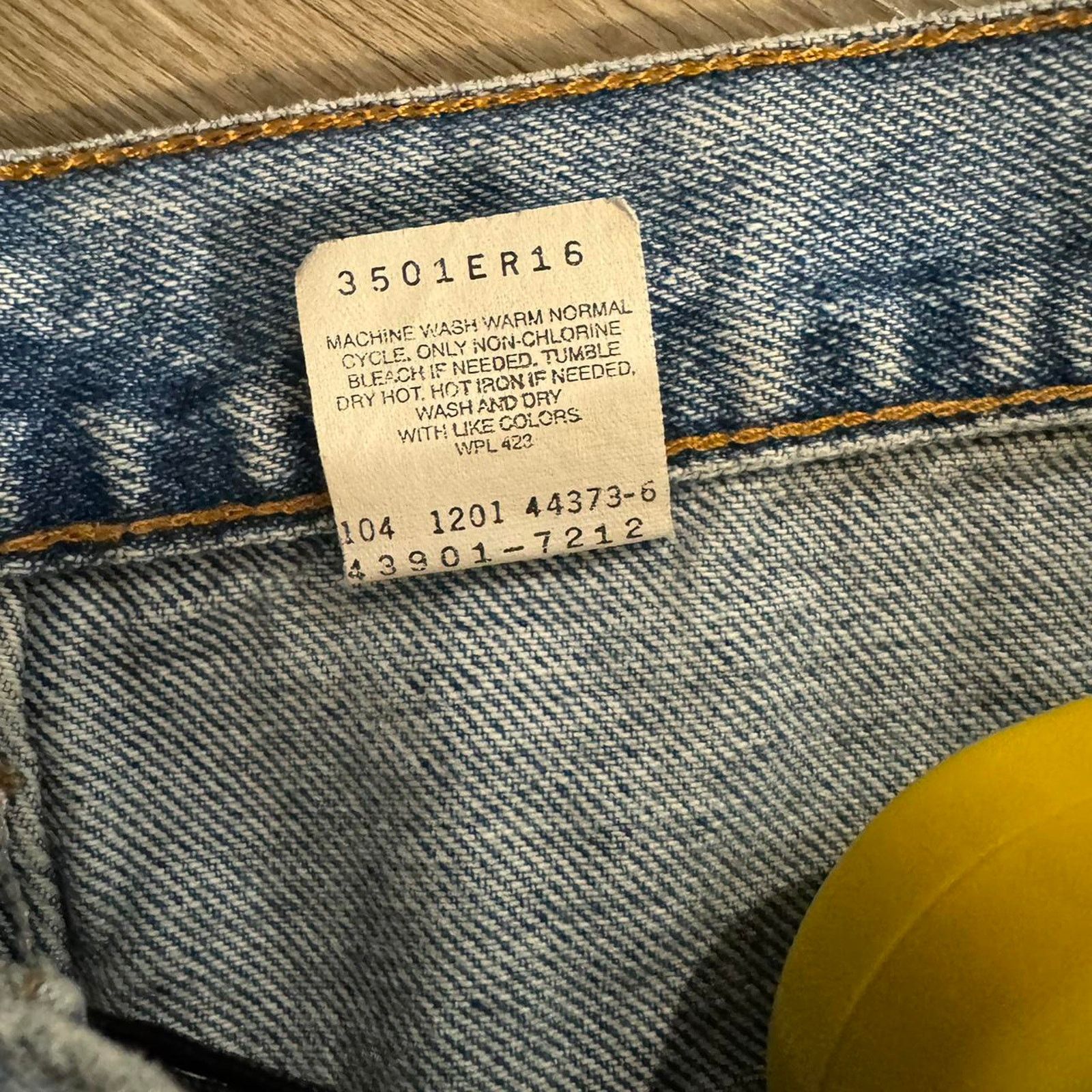 Levi's Vintage levis 550 relaxed fit Size US 36 / EU 52 - 7 Thumbnail