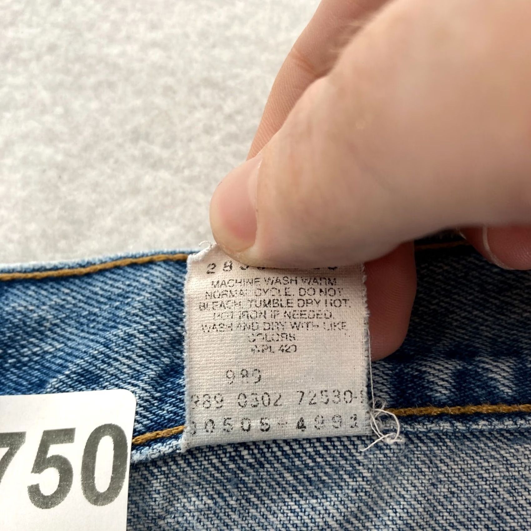 Levi's Vintage Levi's 505 Jeans Mens 36x30 Straight Denim Blue Medium Wash 2002 Y2K Levi's 500 Series 5-Pocket Design Regular Rise Mens Jeans Size US 36 / EU 52 - 6 Thumbnail