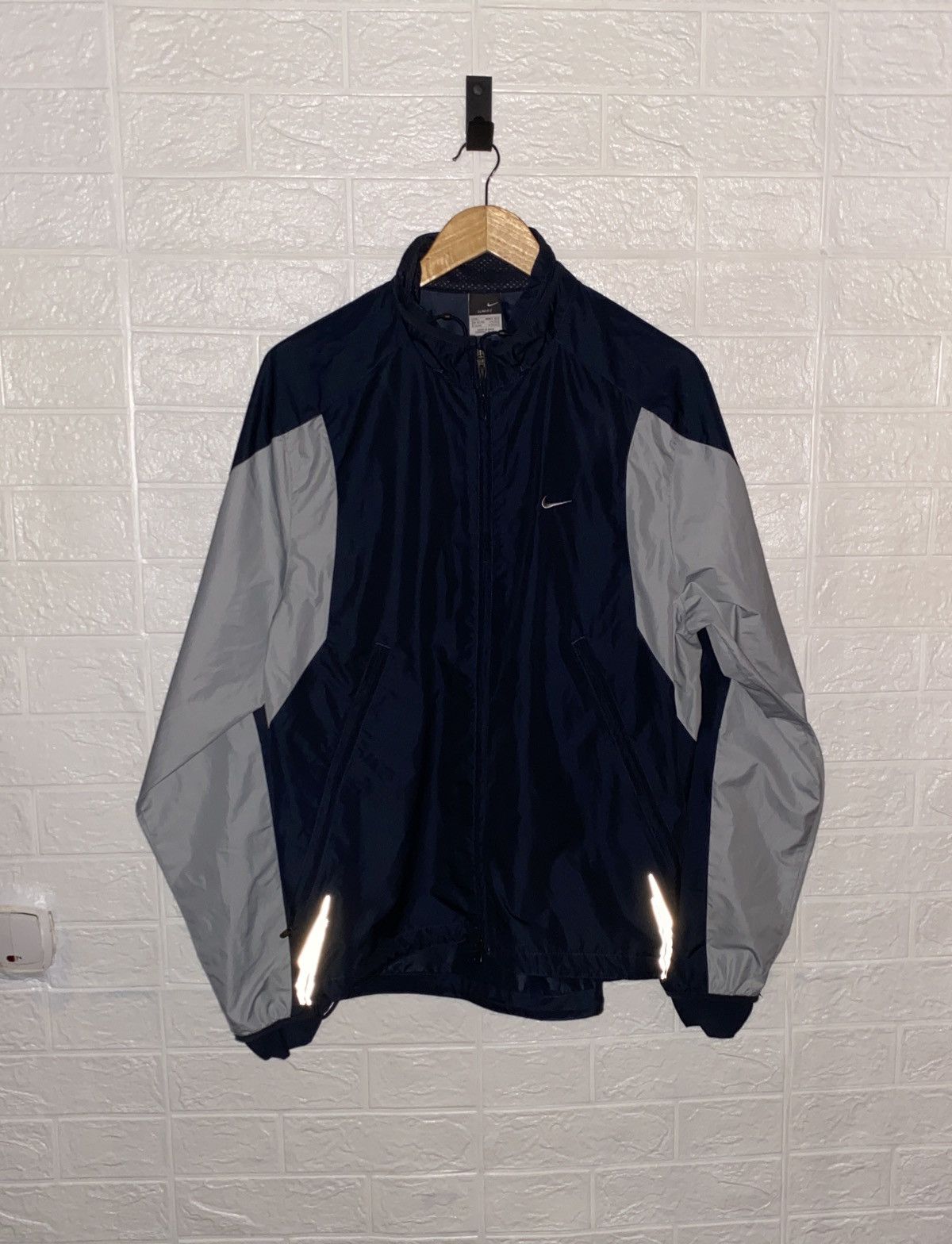 Nike × Vintage Vintage Nike Windbreaker Jacket Navy Blue Full Zip Size L Size US L / EU 52-54 / 3 - 5 Thumbnail