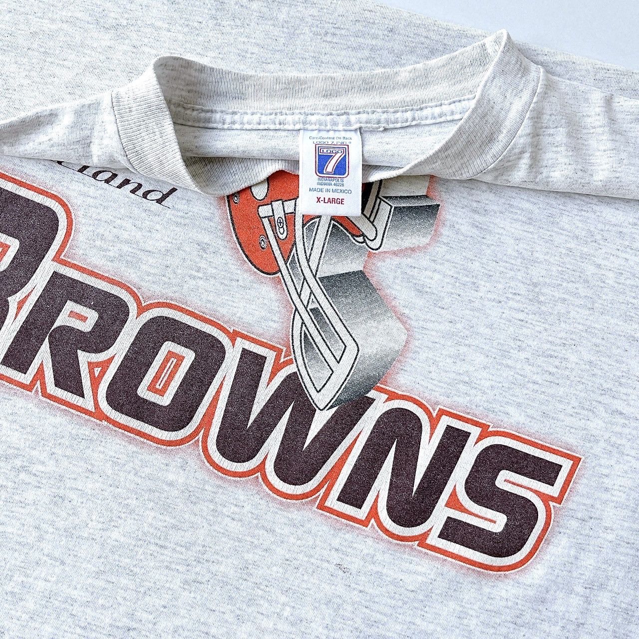 Vintage 90s Cleveland Brown NFL t-shirt/ XL Size US XL / EU 56 / 4 - 8 Thumbnail