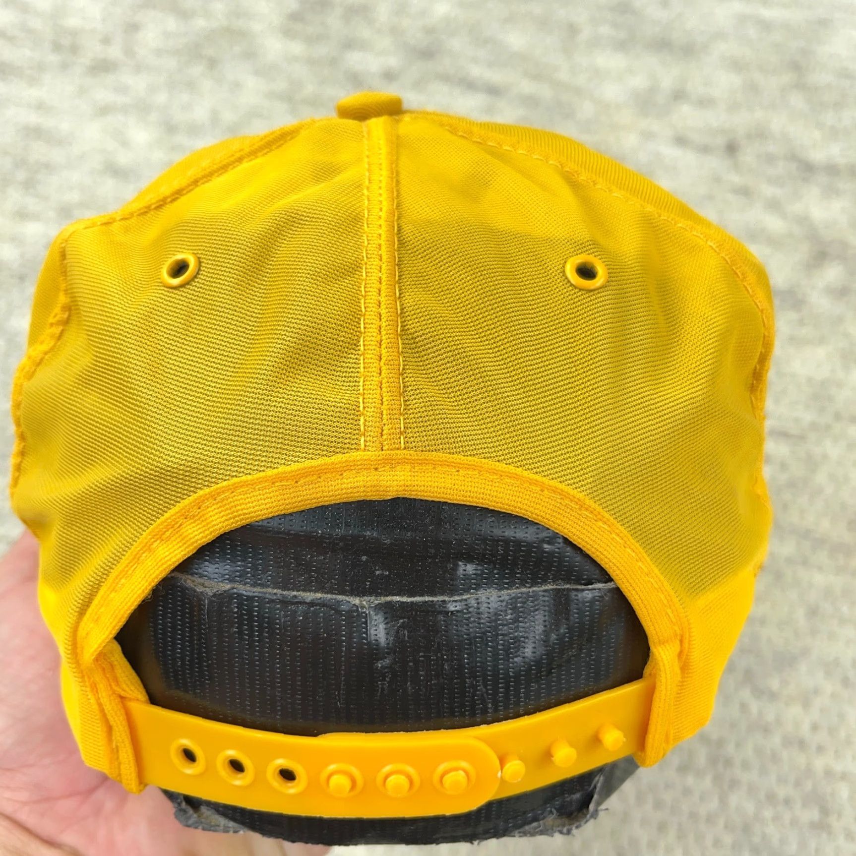 Vintage VINTAGE Louisville MFG Trucker Hat Cap Made IN USA Yellow 80s Mens One Size Adjustable Cotton Twill Hat Size ONE SIZE - 5 Thumbnail
