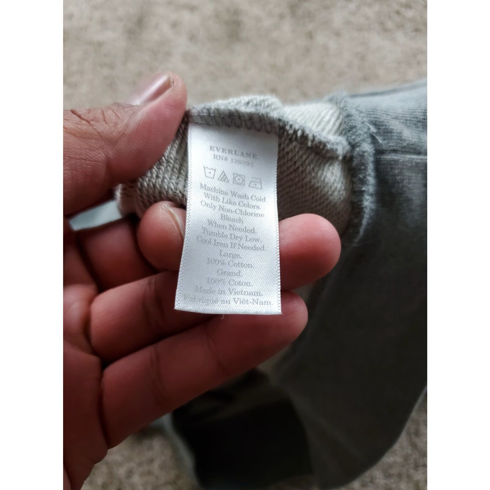 Everlane Everlane Sweatshirt Mens Large Gray 100% SF Crewneck Pullover Cotton Minimalist Knit Graphic Print Logo Casual Sleeves Long Sleeve Raglan Size US L / EU 52-54 / 3 - 6 Thumbnail