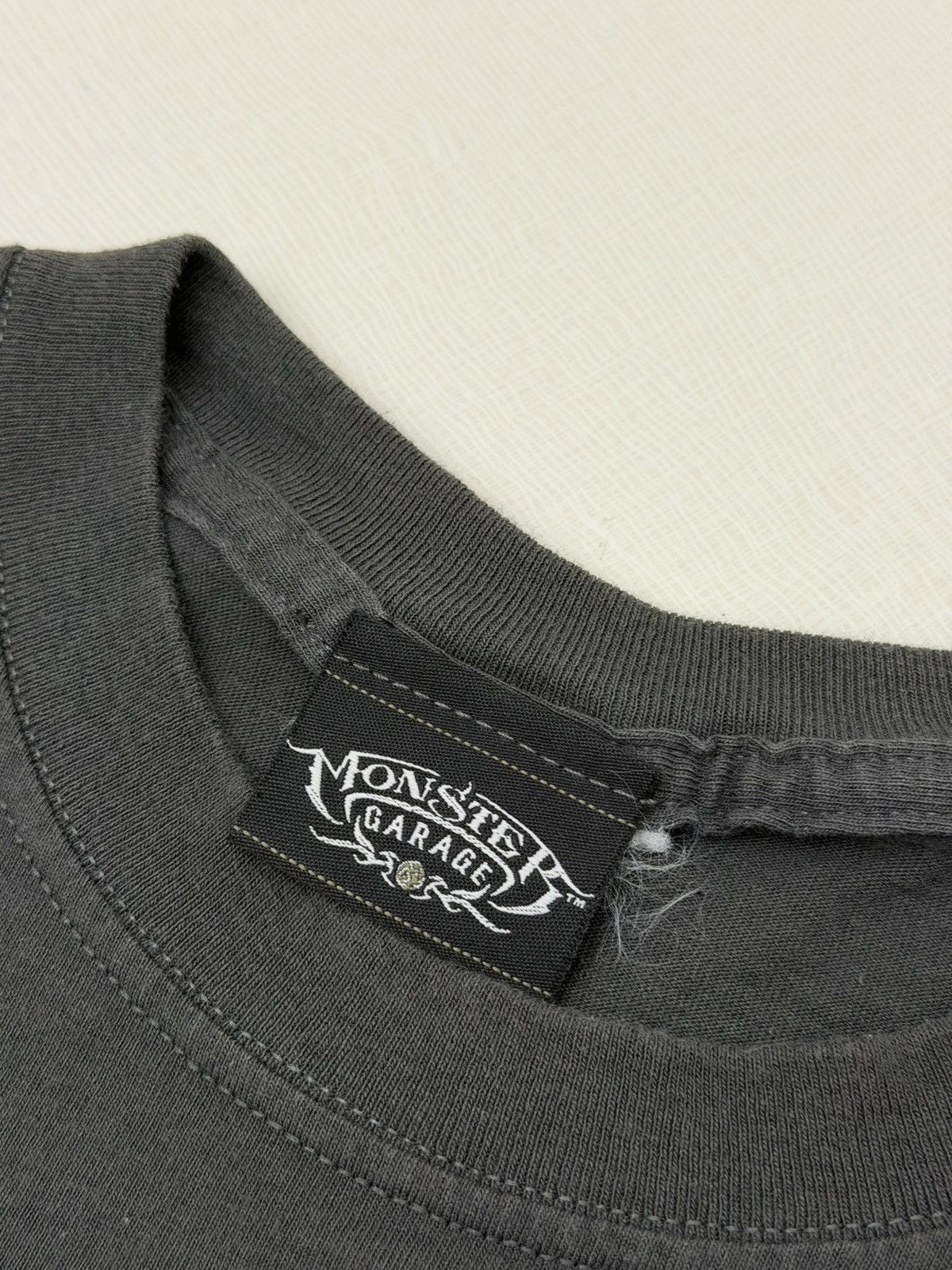 Vintage Vintage Y2K 2004 Discovery Channel TV Show Monster Garage XL Size US XL / EU 56 / 4 - 5 Thumbnail