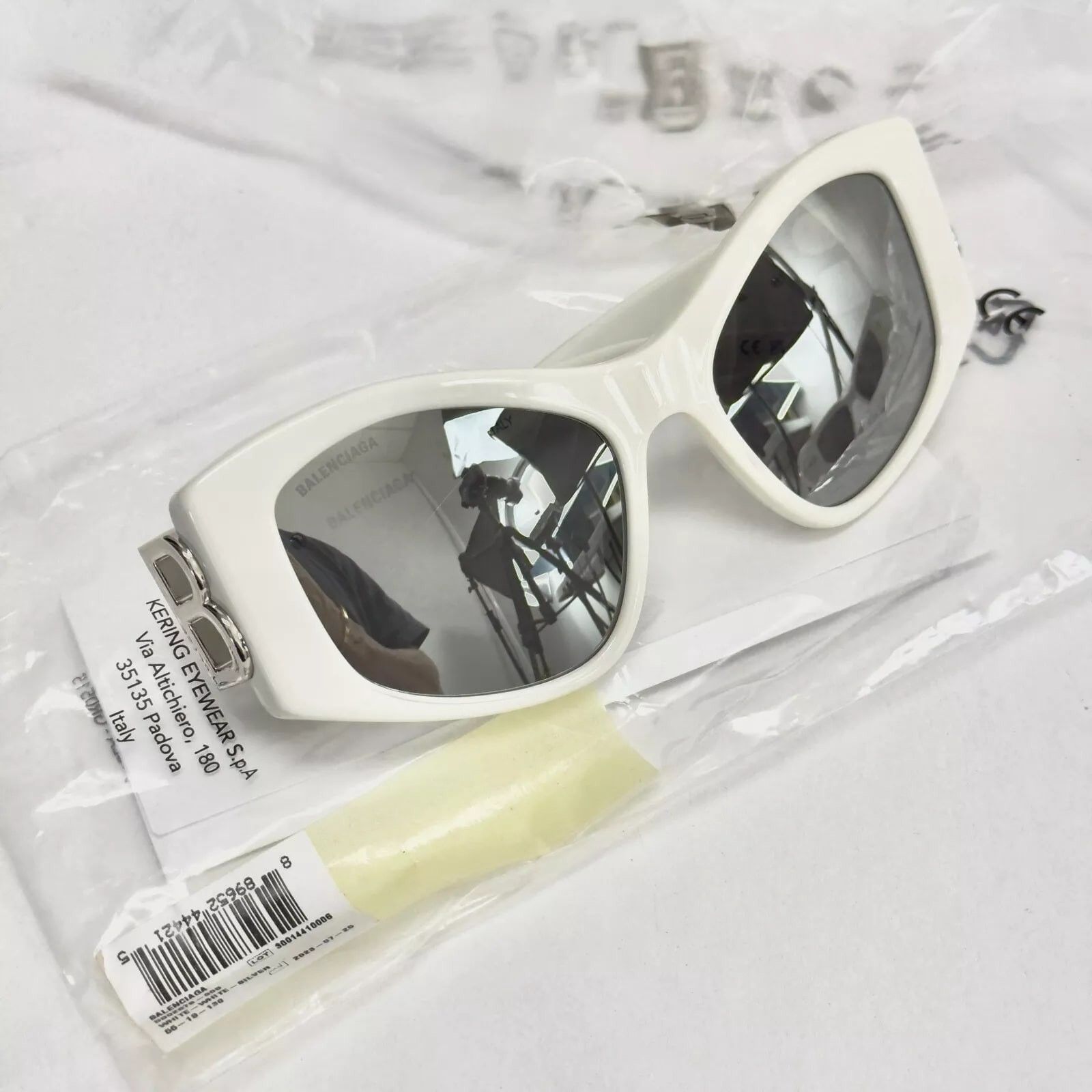 Balenciaga BALENCIAGA BB0287S DYNASTY XL 0287 White Fashion 006 Size ONE SIZE - 4 Thumbnail