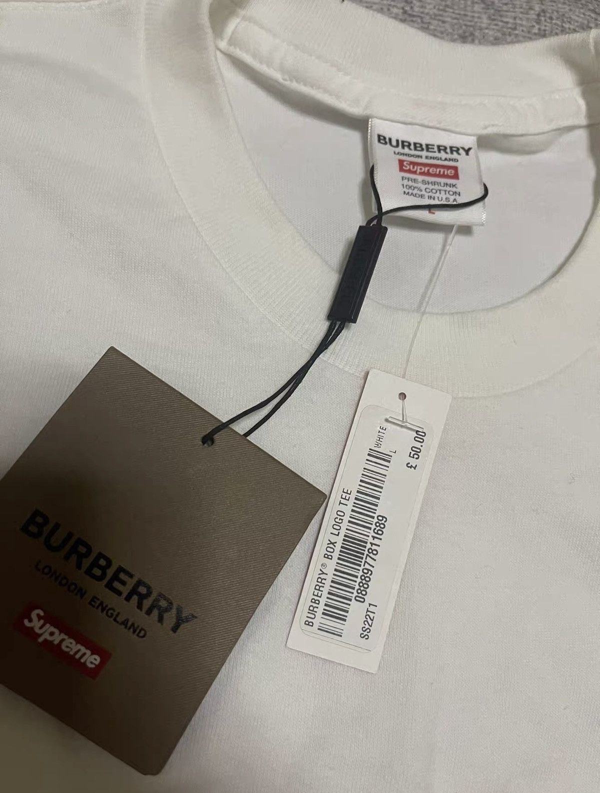 Burberry × Supreme Supreme Burberry white box logo tee T-shirt Size US L / EU 52-54 / 3 - 3 Thumbnail