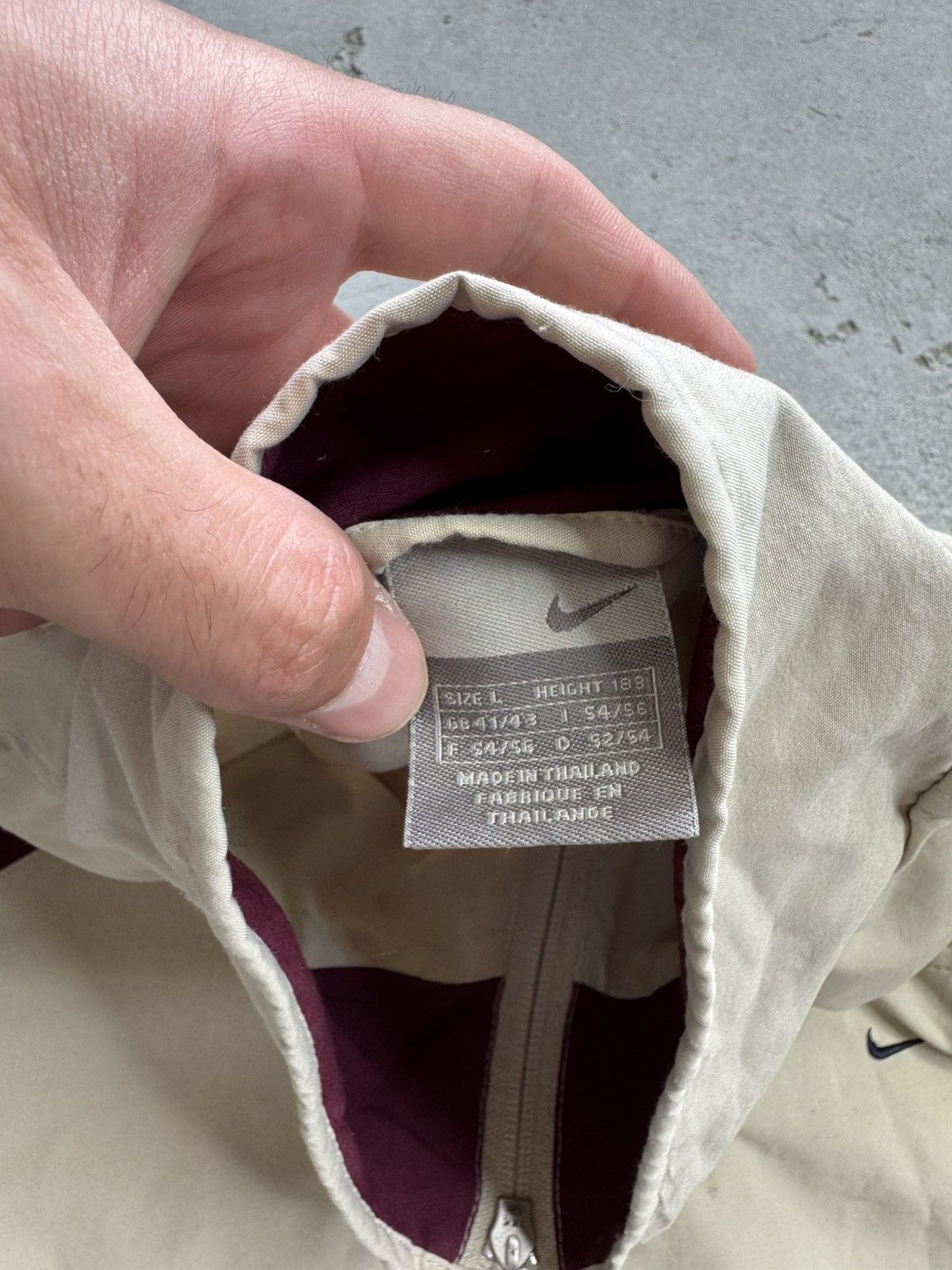 Other Vintage Nike Nylon Track Jacket Size US L / EU 52-54 / 3 - 4 Thumbnail